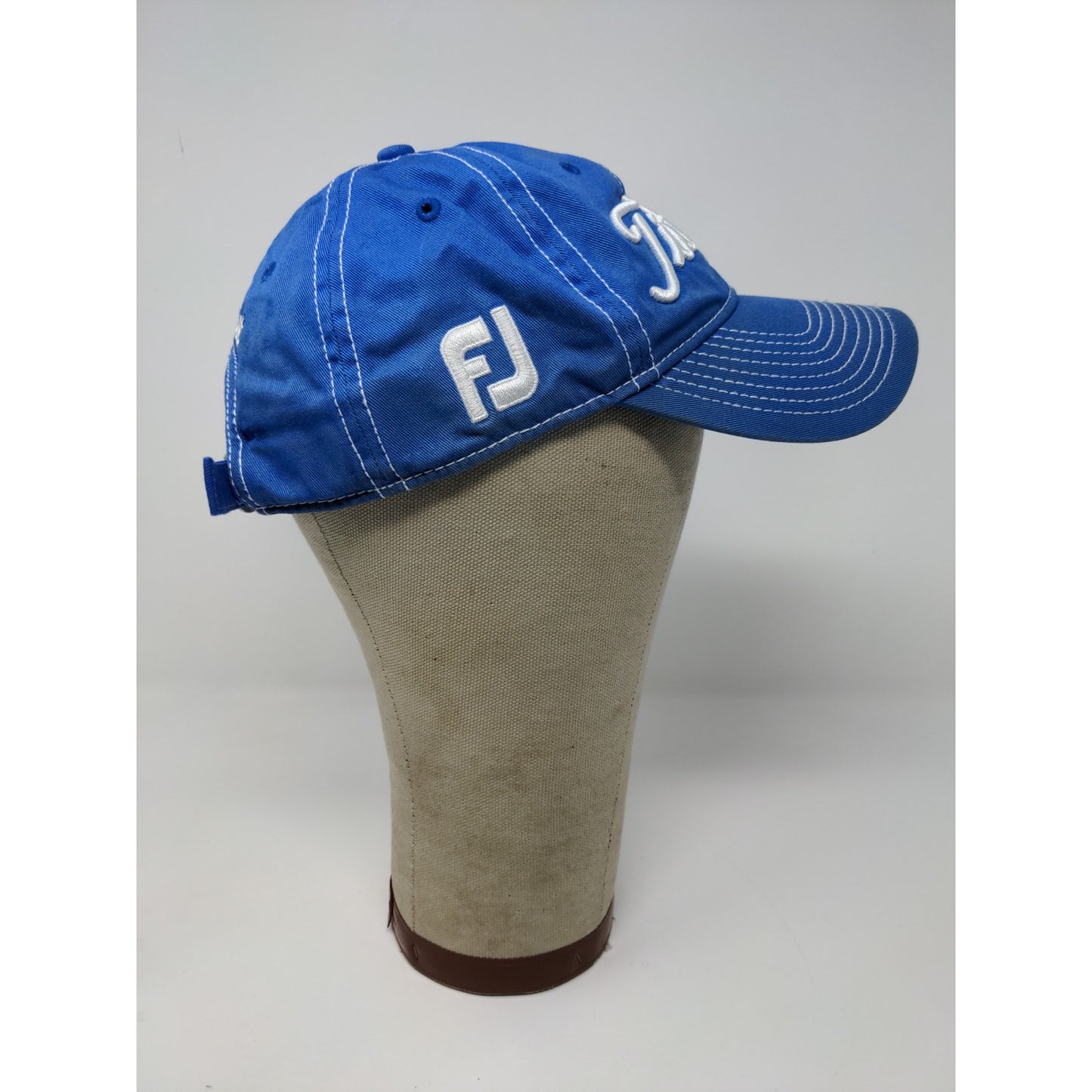 Titleist FJ Pro V1 Slideback Golf Hat Blue White Embroidered Spell Out Logo