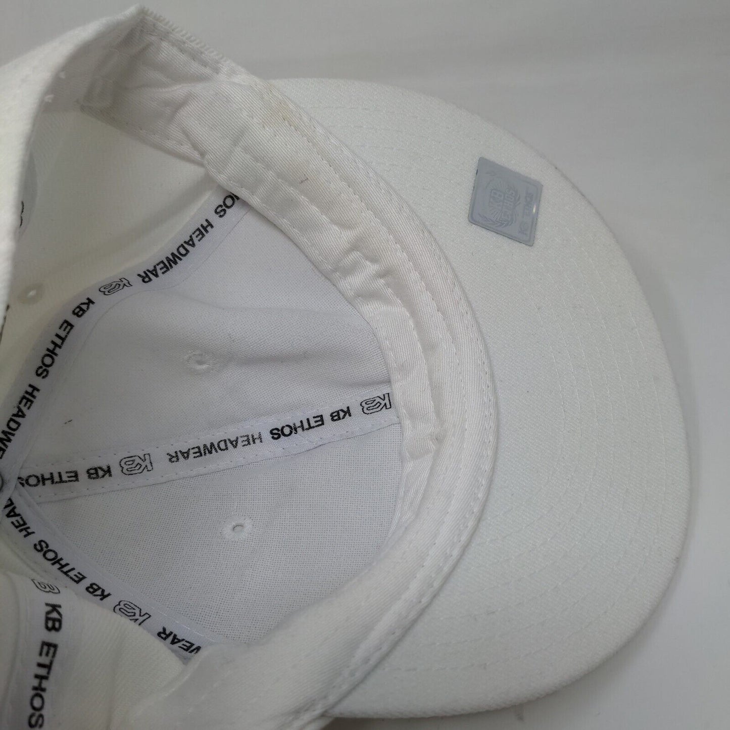 KB Ethos Men's Fitted Hat White Size L 7 3/8 Blank W/Sticker