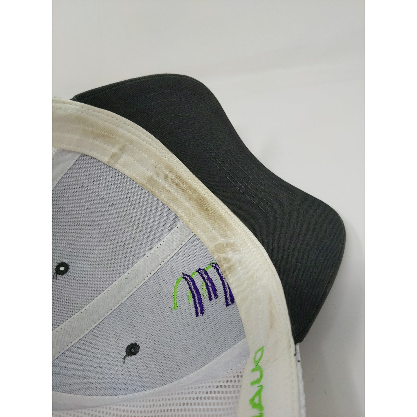 Richardson Mesh Back Snapback Hat Embroidered Rover Logo Gray White Dual 42"