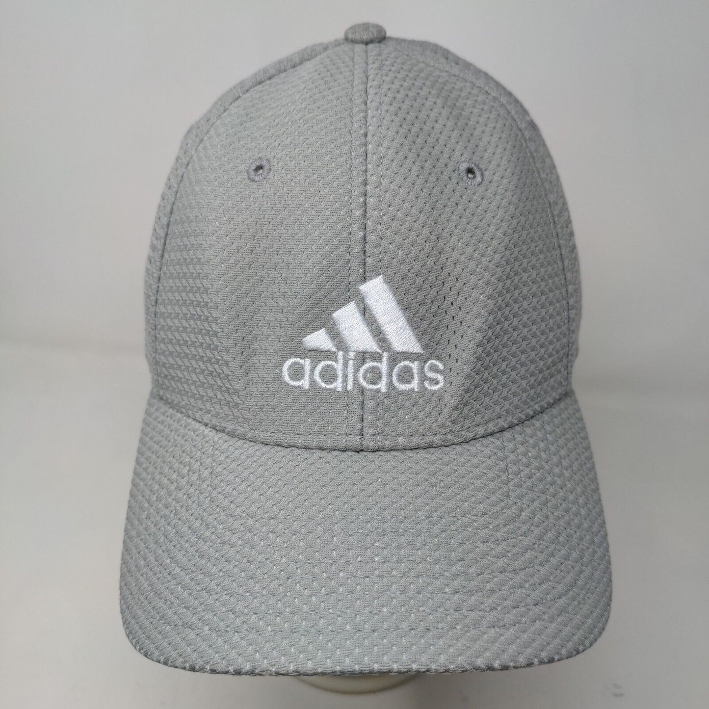 Adidas Men's Fitted Hat Gray Size L/XL Embroidered Logo 100% Polyester