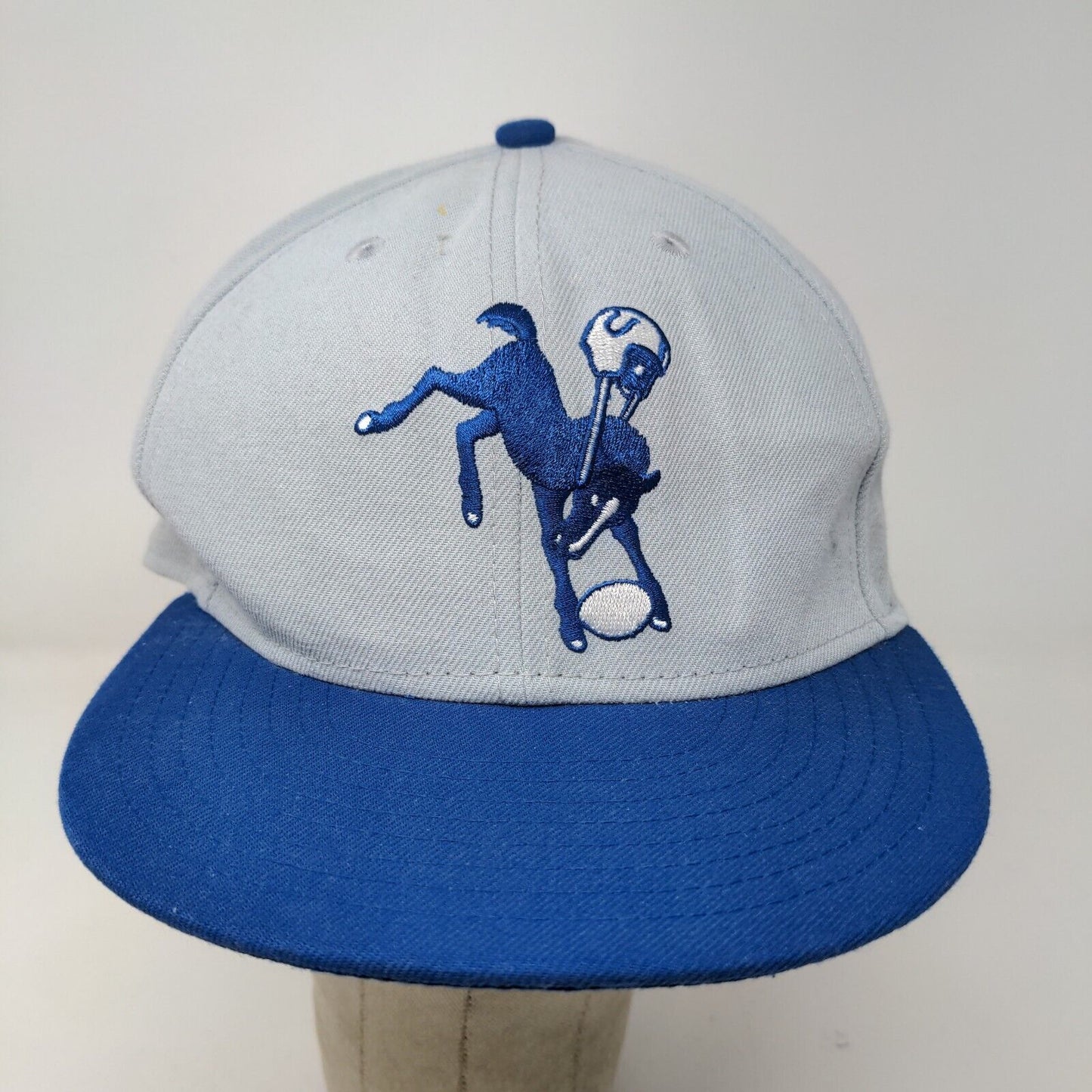 New Era Men's 59Fifty Fitted Hat Gray Size 7 1/2 Indianapolis Colts Embroidered
