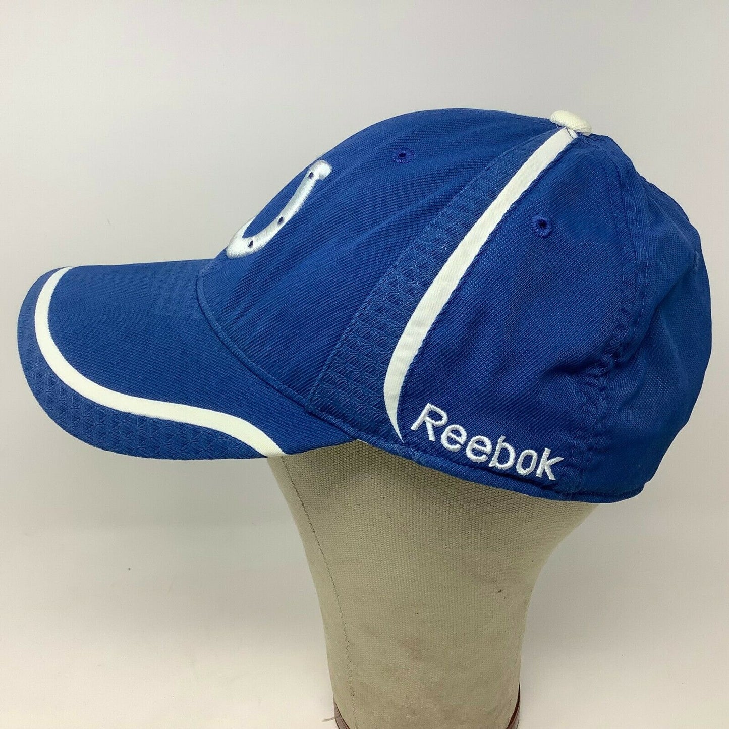 Reebok Onfield Indianapolis Colts Hat NFL Fitted Size L/XL Blue White