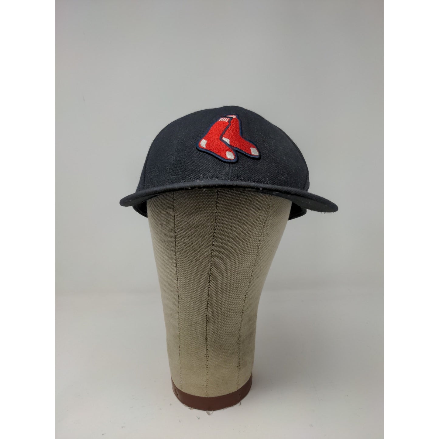 New Era 59Fifty On Field MLB Hat Boston Red Sox Size 7 5/8 Black Embroidered