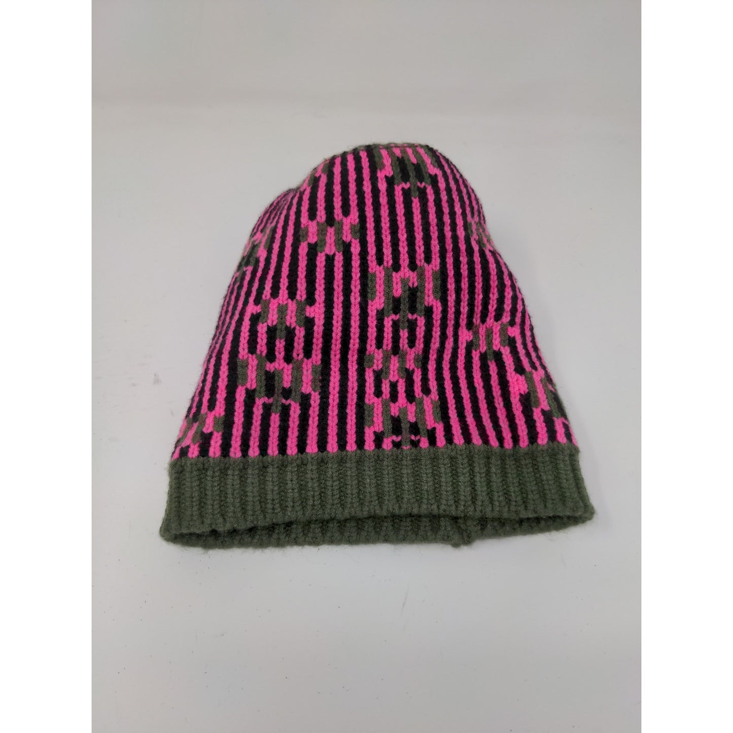 NOBO No Boundaries Beanie Hat Green Hearts Pom Pom One Size Logo