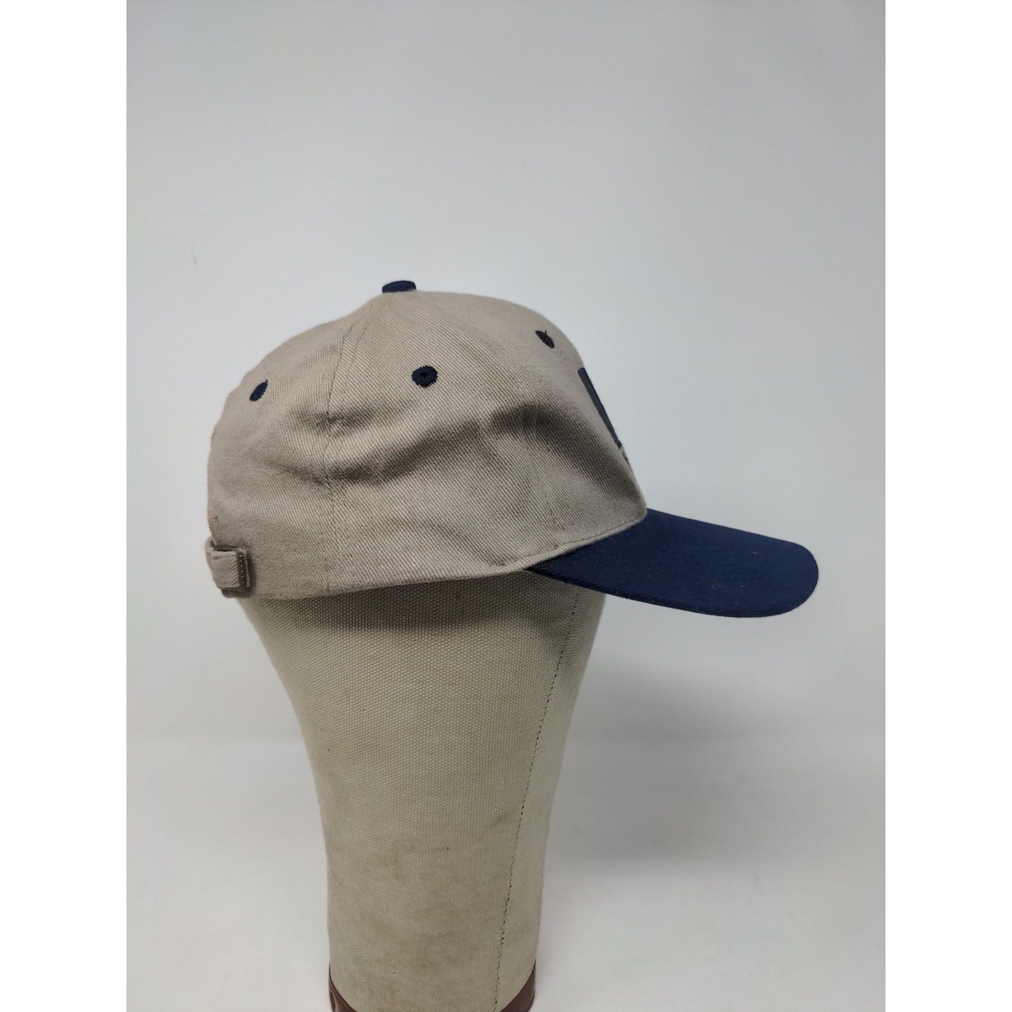 WYCO Slideback Adjustable Hat Seba Cap Embroidered Beige & Blue