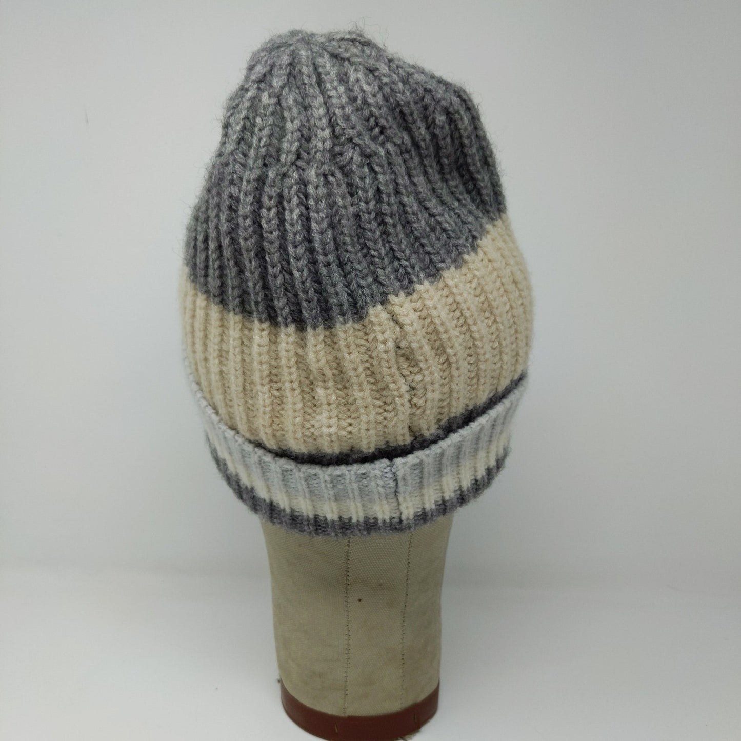 Old Navy Toboggan Beanie Hat Gray Cream White Striped OSFA Acrylic Blend