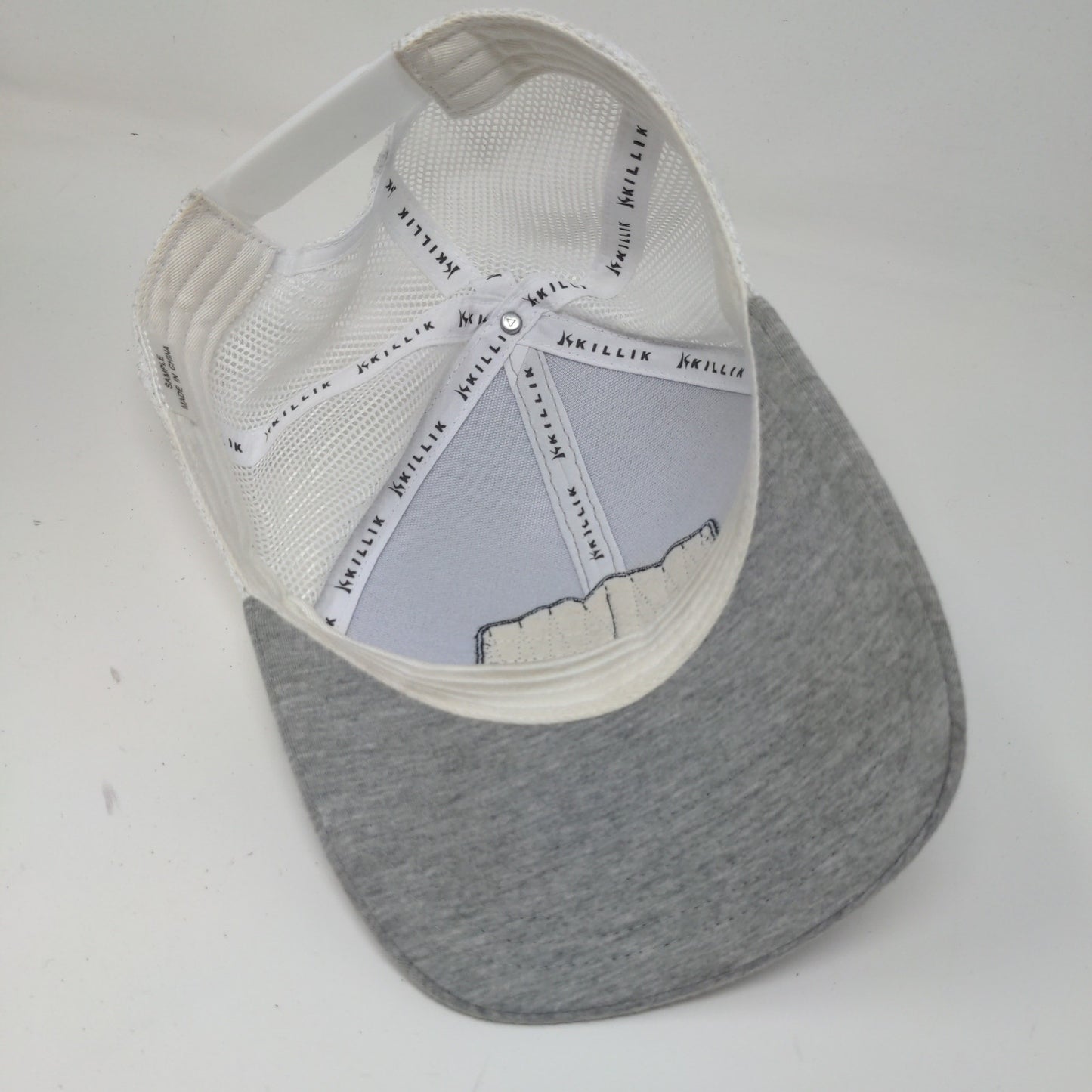RARE SAMPLE Killik Snapback Mesh Back Hat Embroidered Logo Spell Out Gray White