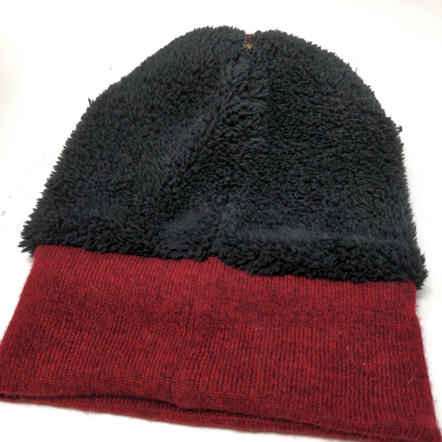 Harry Potter Boys Hogwarts Alumni Beanie Hat Red Yellow OSFM 14+ Fleece Lined