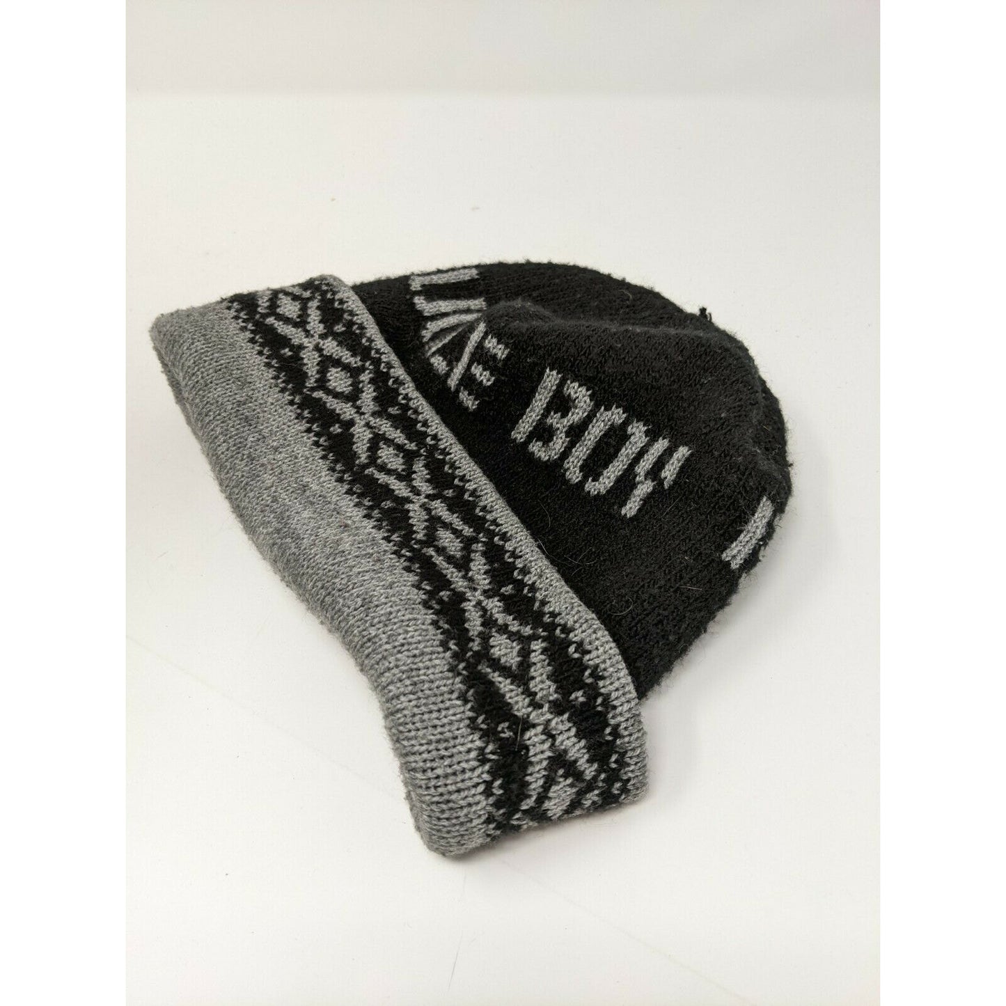 Bugle Boy Beanie Cap Hat Diamond Spell Out Black & Gray Fair Isle Pattern