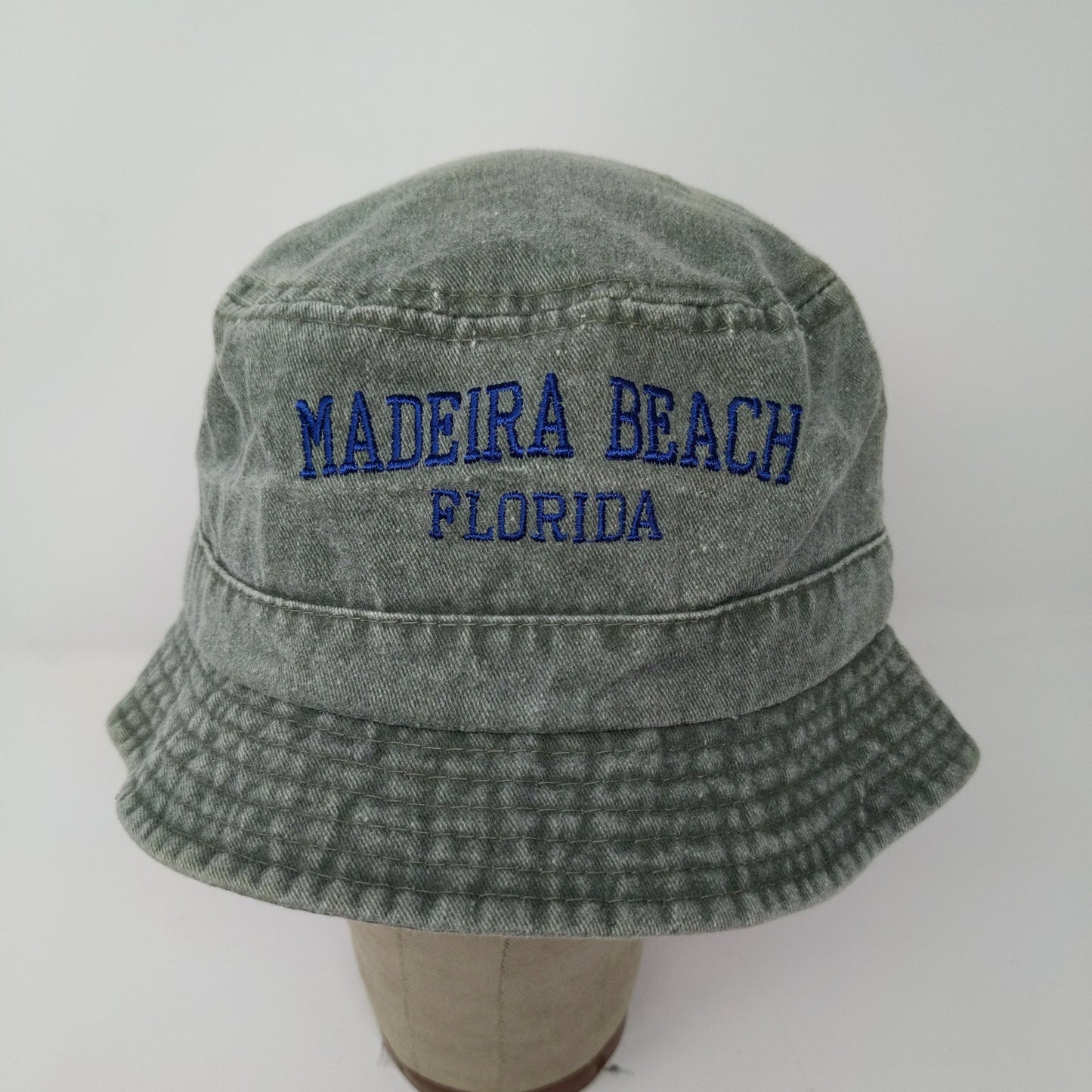 Madeira Beach Florida Bucket Hat Size M/L Green Embroidered Text