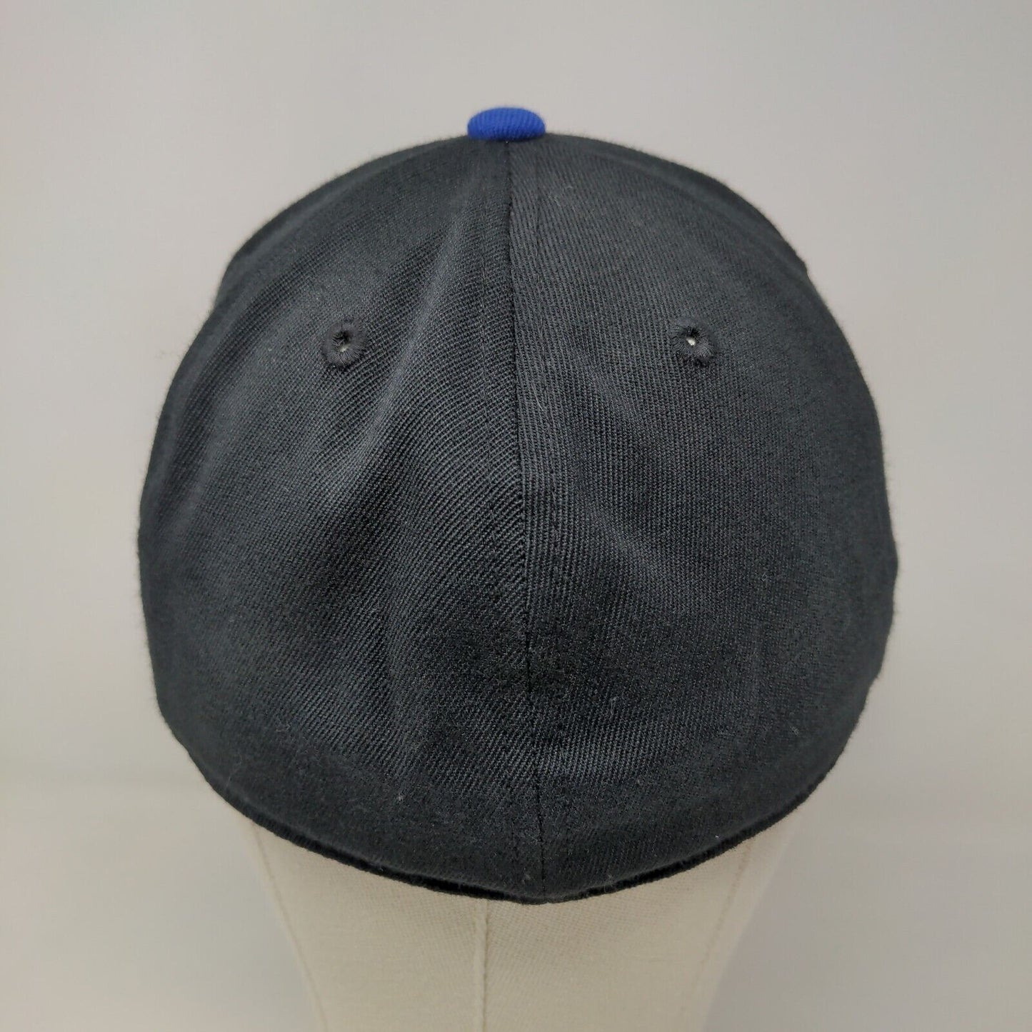 210 Fitted Men's Hat Black Blue Size 6 7/8 - 7 1/4 Blanket Flexfit