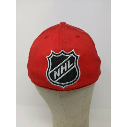 Detroid Red Wings NHL Hat Cap Reebok 210 Fitted 6 7/8 - 7 1/4 Embroidered