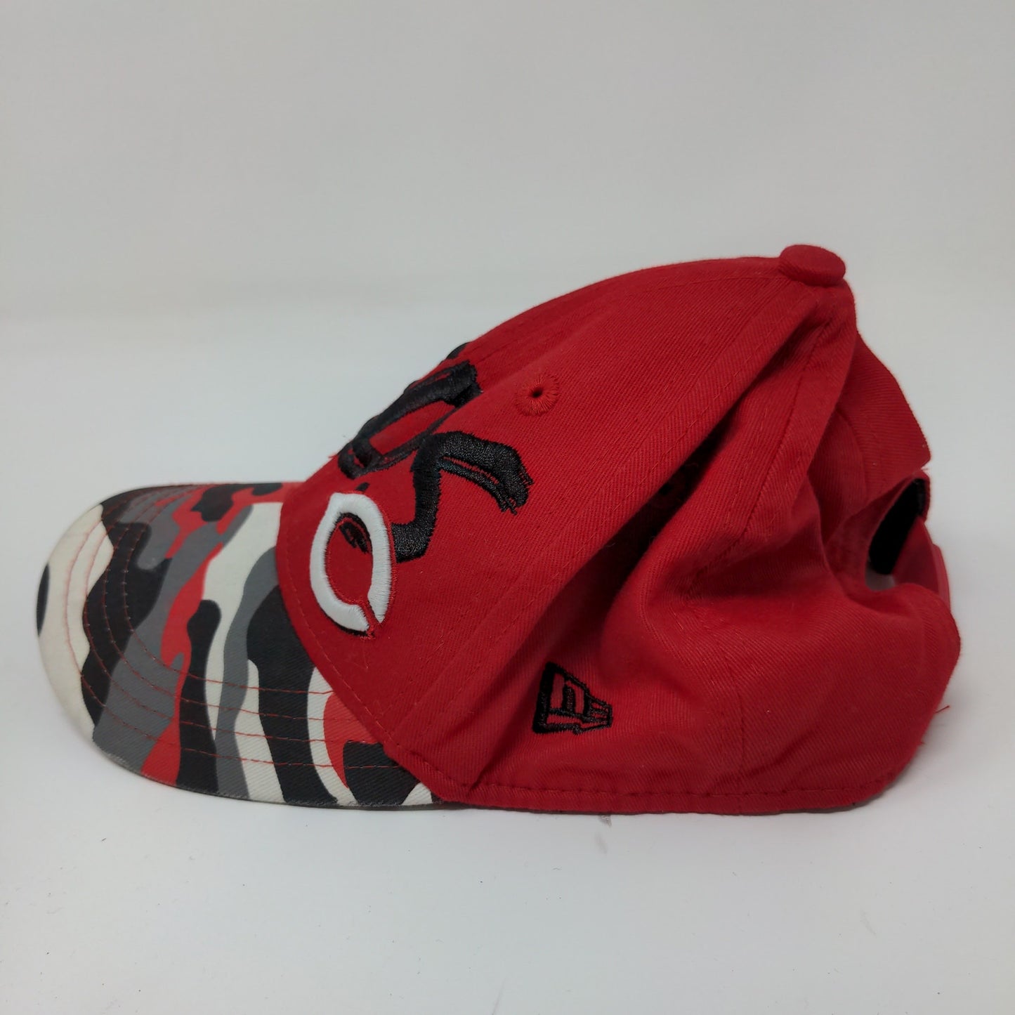 New Era Boys Cincinnati Reds Camo Red Snapback Hat Size Child Embroidered Logo