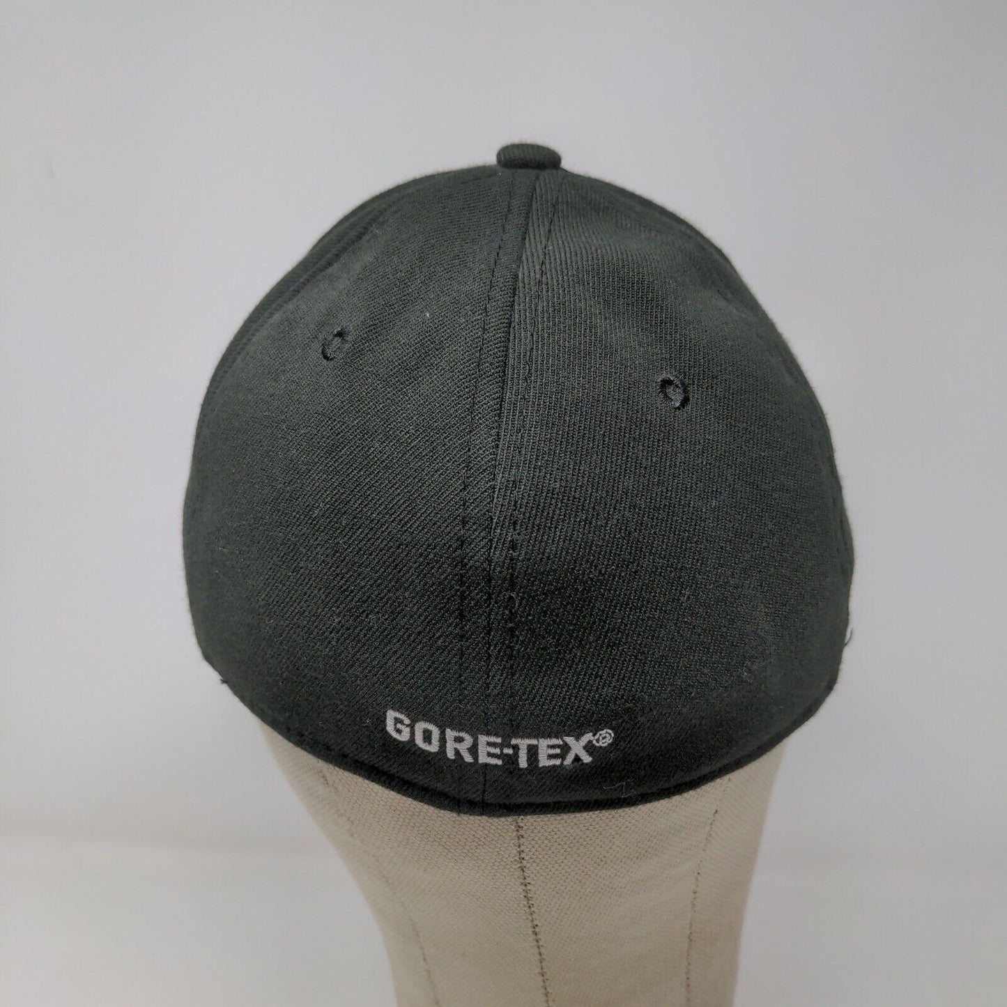 New Era Men's 39Thirty Gore Bike Wear Hat S-M Black Embroidered Logo