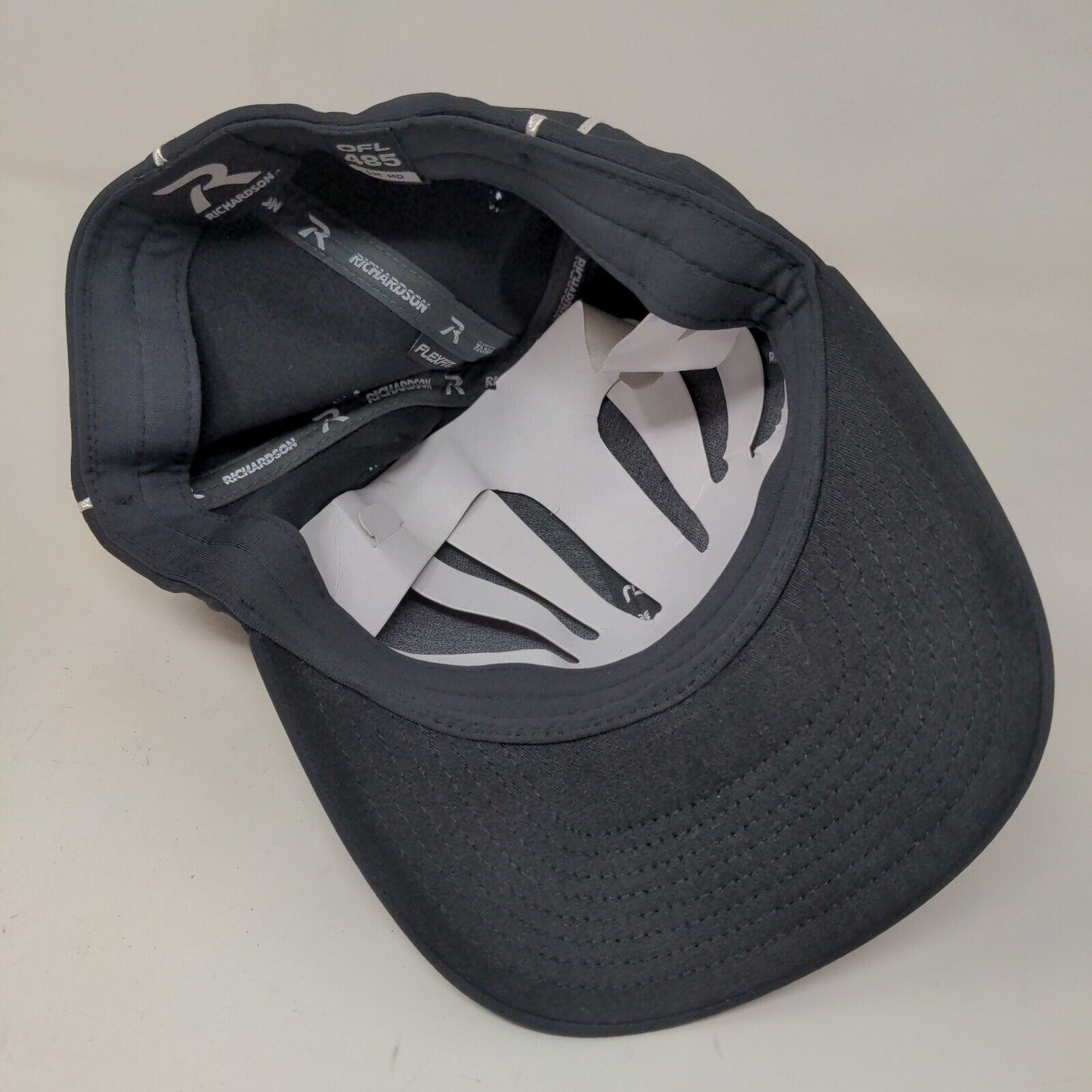Richardson Men's Fitted Hat Black White Size S/M Blank Polyester Spandex