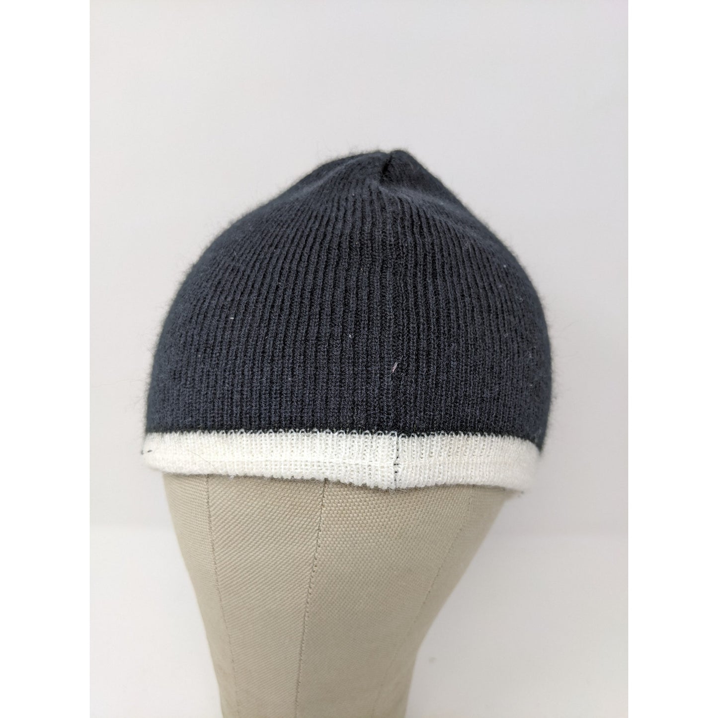 Butler Bulldogs Beanie Toboggan Hat Colosseum Athletics Black Embroidered