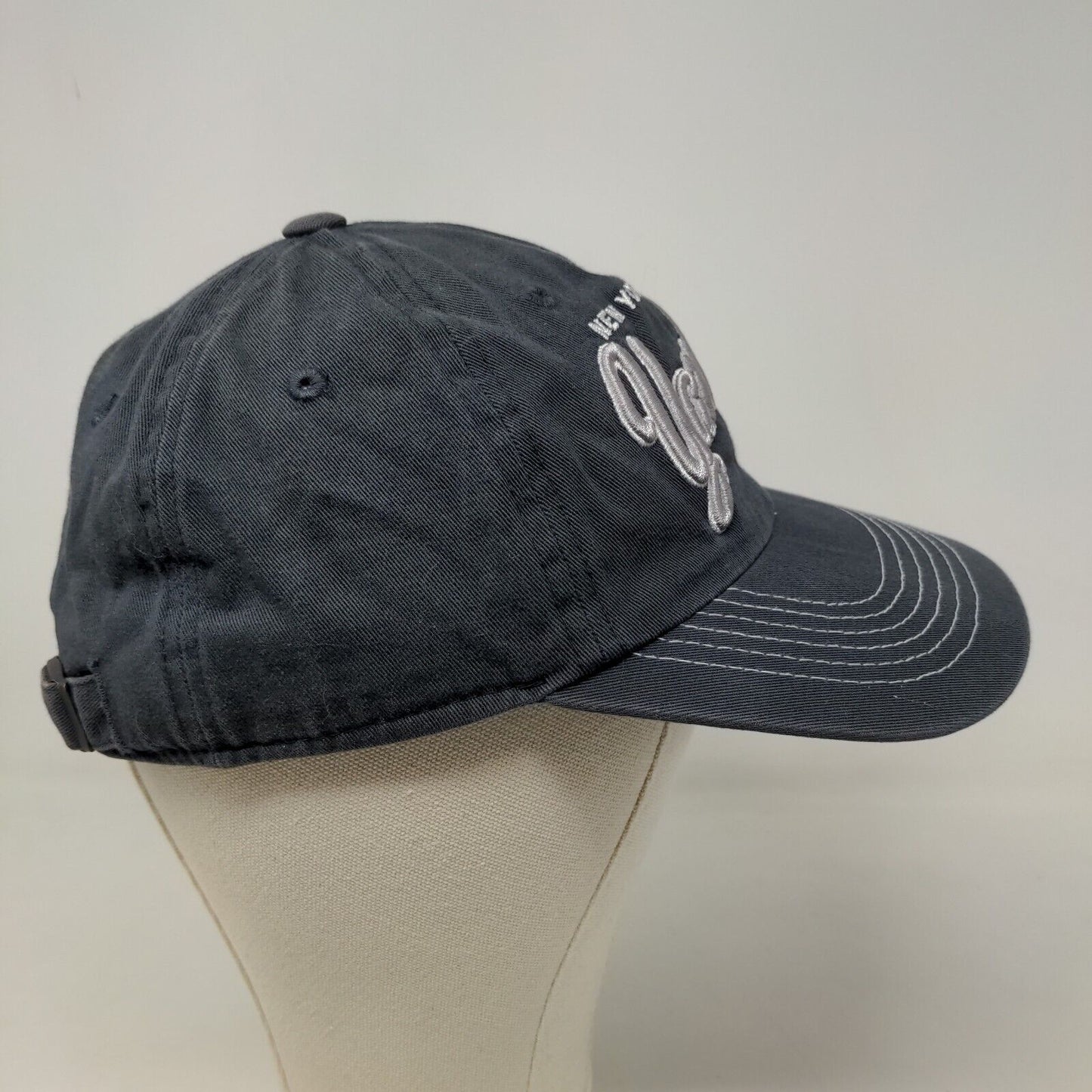 Fan Favorite Men's Slideback Hat Blue Size Adjustable New York Yankees Logo