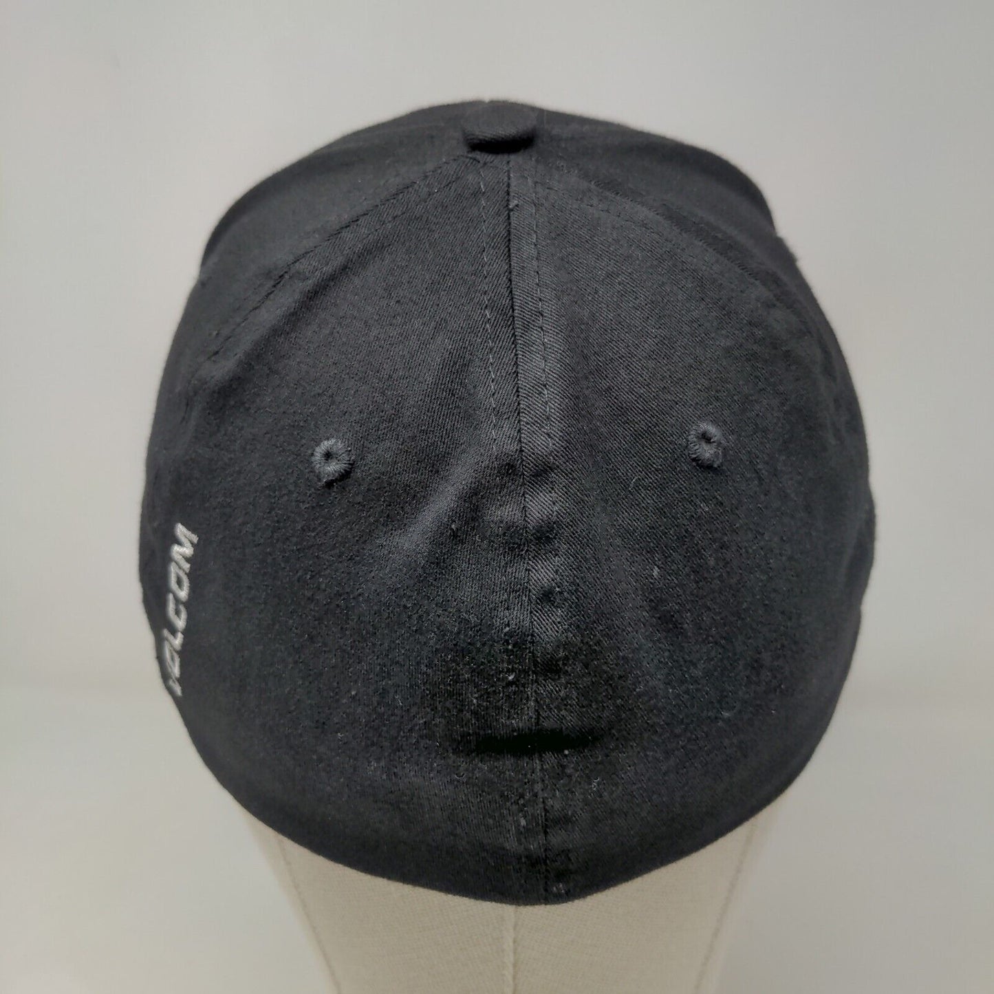 Volcom Men's Fitted Hat Black Size L/XL Embroidered Logo Cotton Blend
