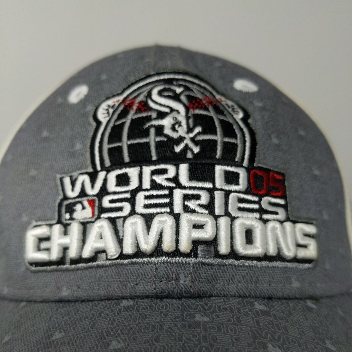 Vintage New Era MLB White Sox 2005 World Series Champions Hat Embroidered Gray