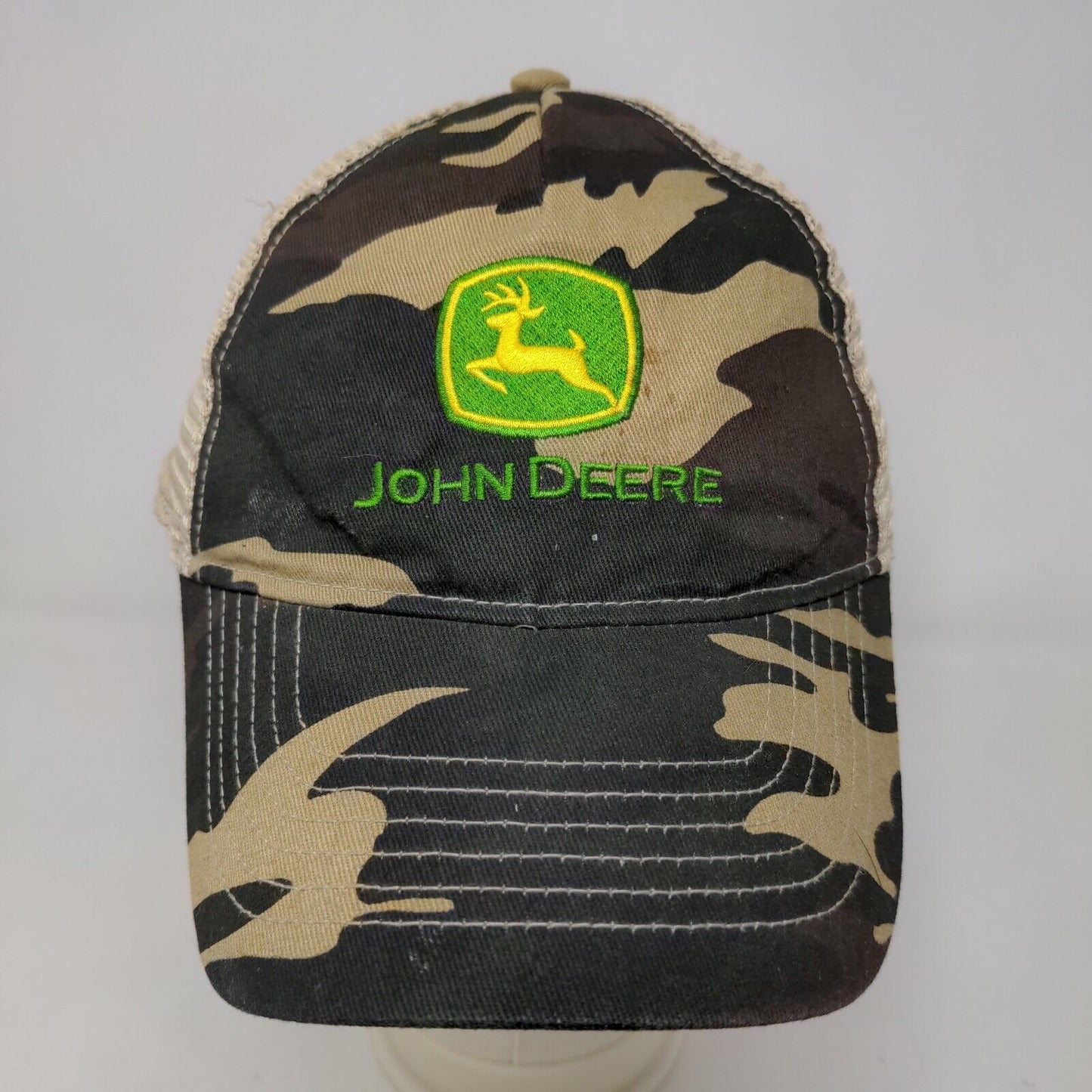 John Deere Men's Snapback Mesh Back Hat Tan Camouflage Size L-XL Embroidered