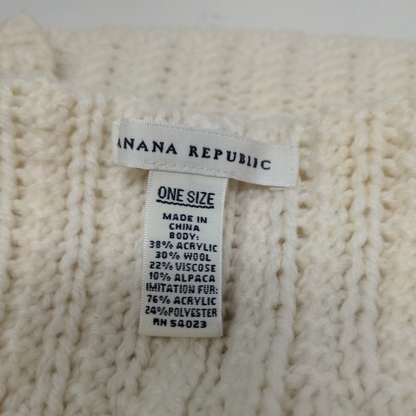 Banana Republic Women's Knit Beanie Hat Cream One Size Wool Alpaca Blend