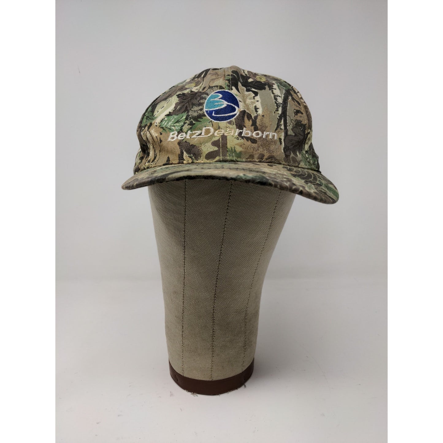 Betz Dearborn Camo Snapback Hat Embroidered Logo Green Brown