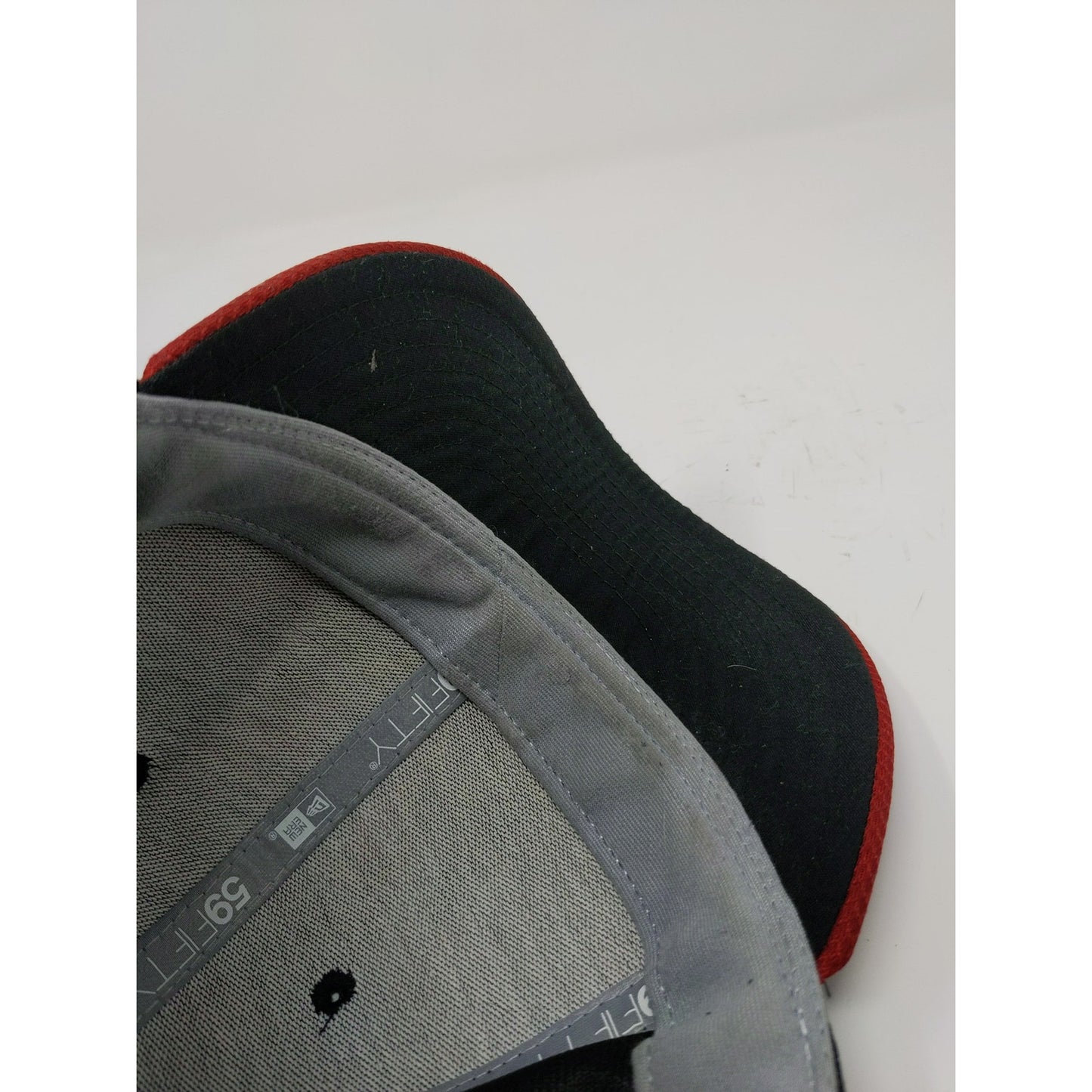 New Era 59Fifty Arizona Diamondbacks D Backs Fitted Hat Size 7 1/4 Black Red