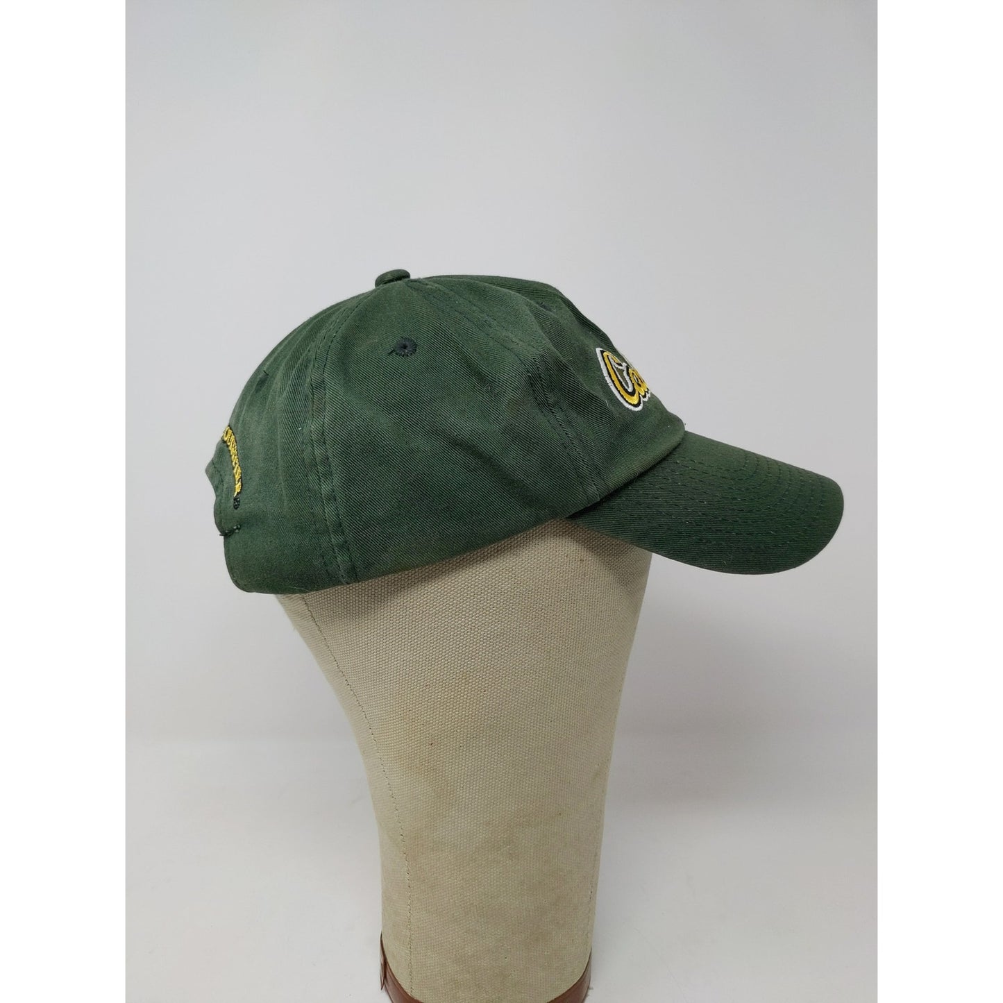Cabelas Outdoor Outfitter Slideback Hat Green Embroidered Logo OSFA Adjustable