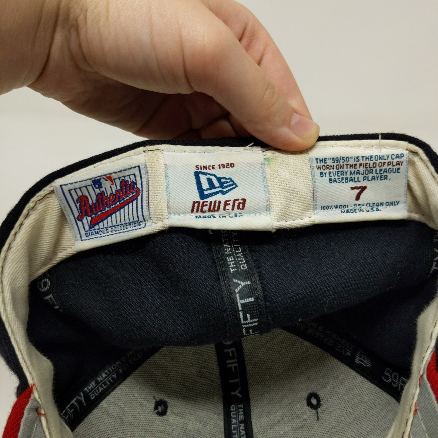 Vintage New Era 59Fifty MLB Atlanta Braves Fitted Hat Size 7 Embroidered Logo