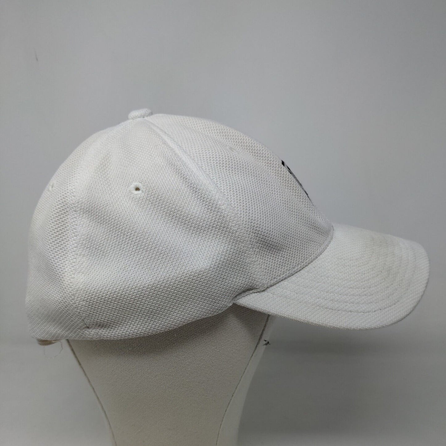 Nike Tiger Woods Men's Fitted Flexfit Hat White Embroidered Logo Distressed