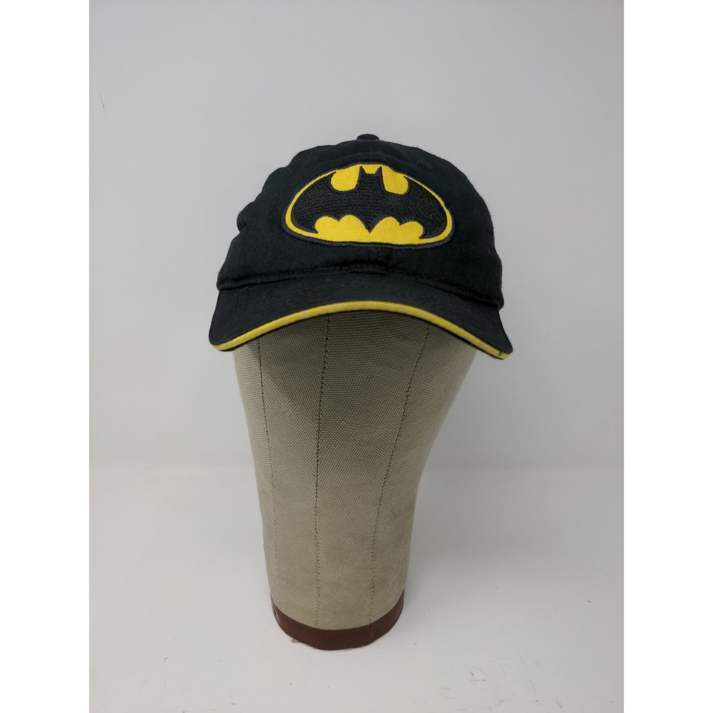 Batman Hat Size L Black Embroidered Logo Elastic 100% Cotton Stretchy