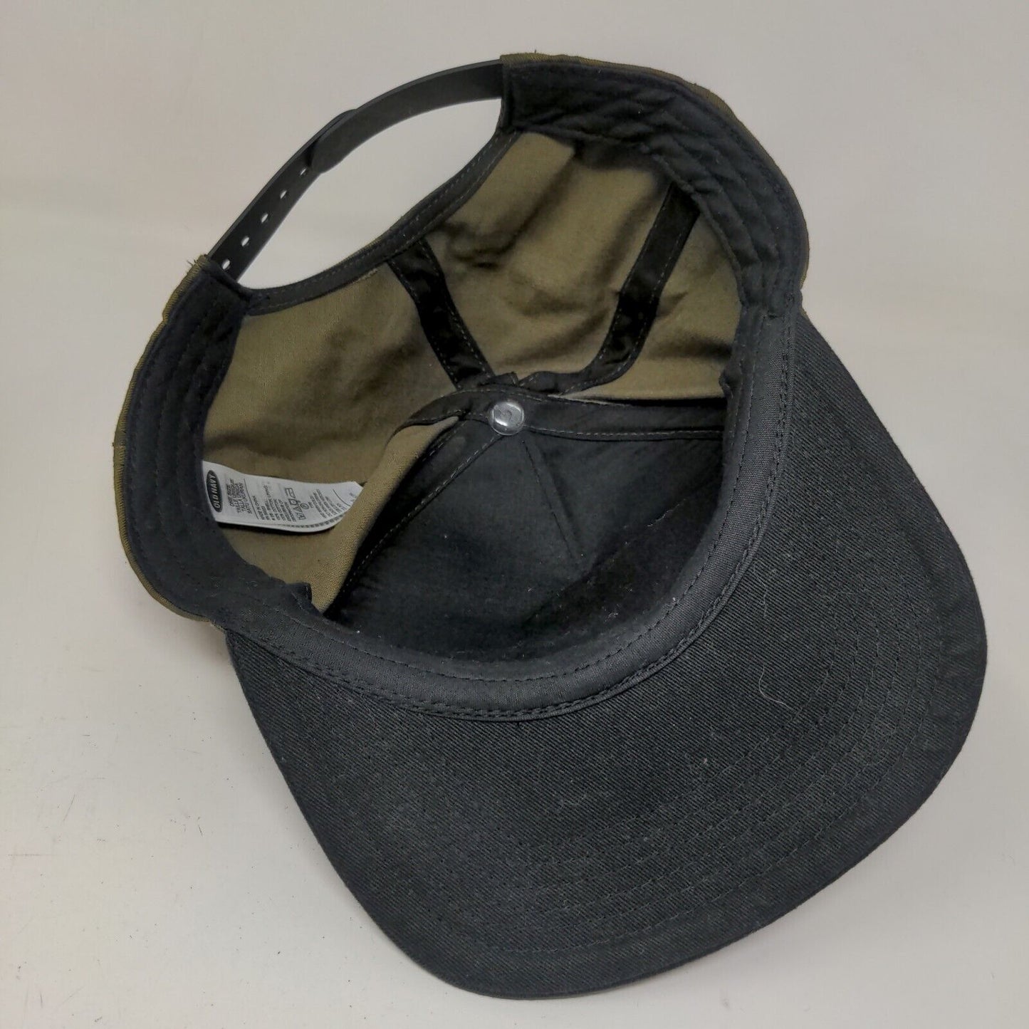 Old Navy Men's Snapback Camo Hat Green One size Embroidered Tiger Logo