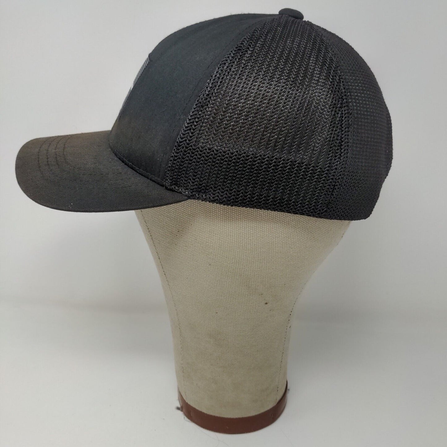 Travis Mathew Mens Snapback Meshback Hat Black Adjustable Flexfit 110 Distressed