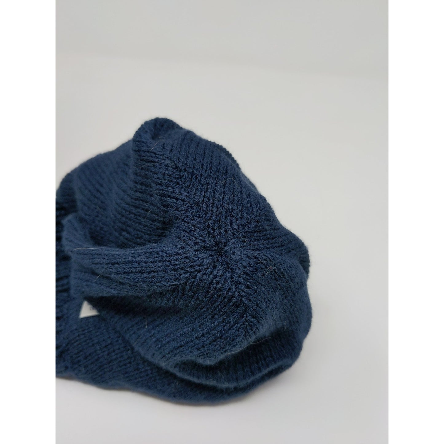 Land's End 100% Acrylic Beanie Hat Blue Size M-L Striped Diamond Pattern