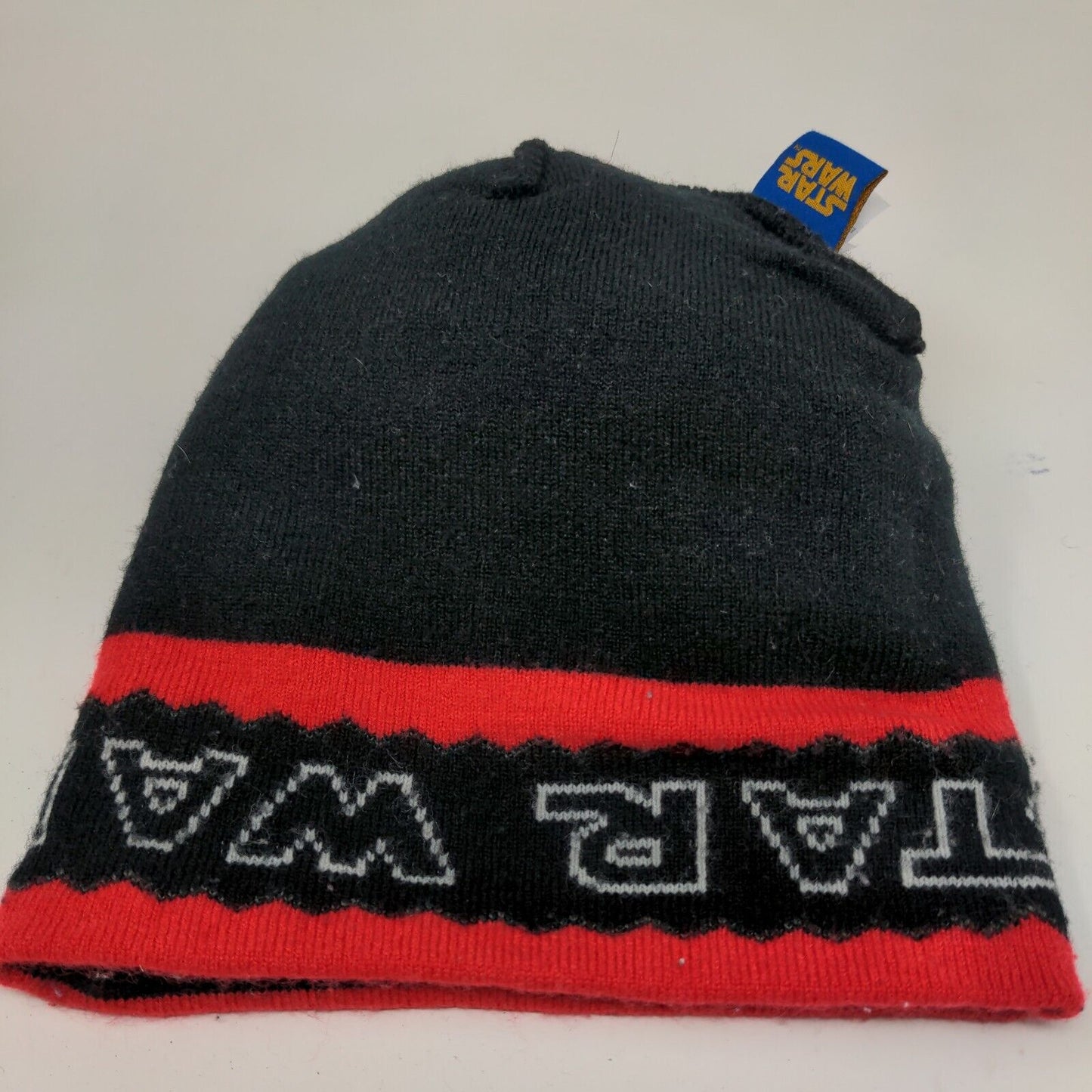Star Wars Men's Knit Beanie Hat Cap Black Red One Size Acrylic