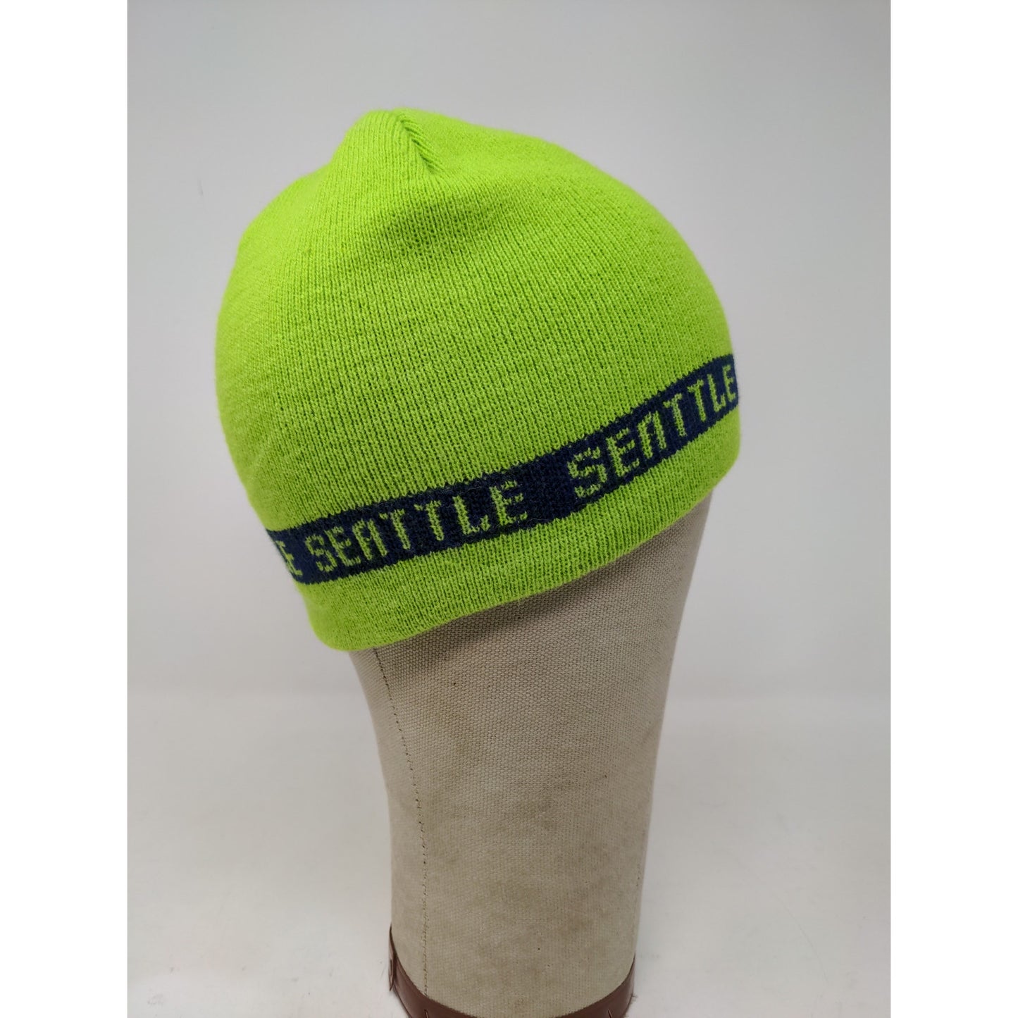 Seattle Men's Knit 100% Acrylic Beanie Hat Green OSFA Spell Out