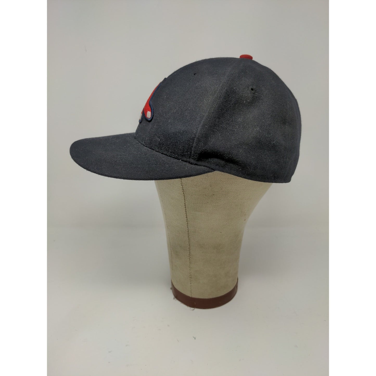 New Era 59Fifty On Field MLB Hat Boston Red Sox Size 7 5/8 Black Embroidered