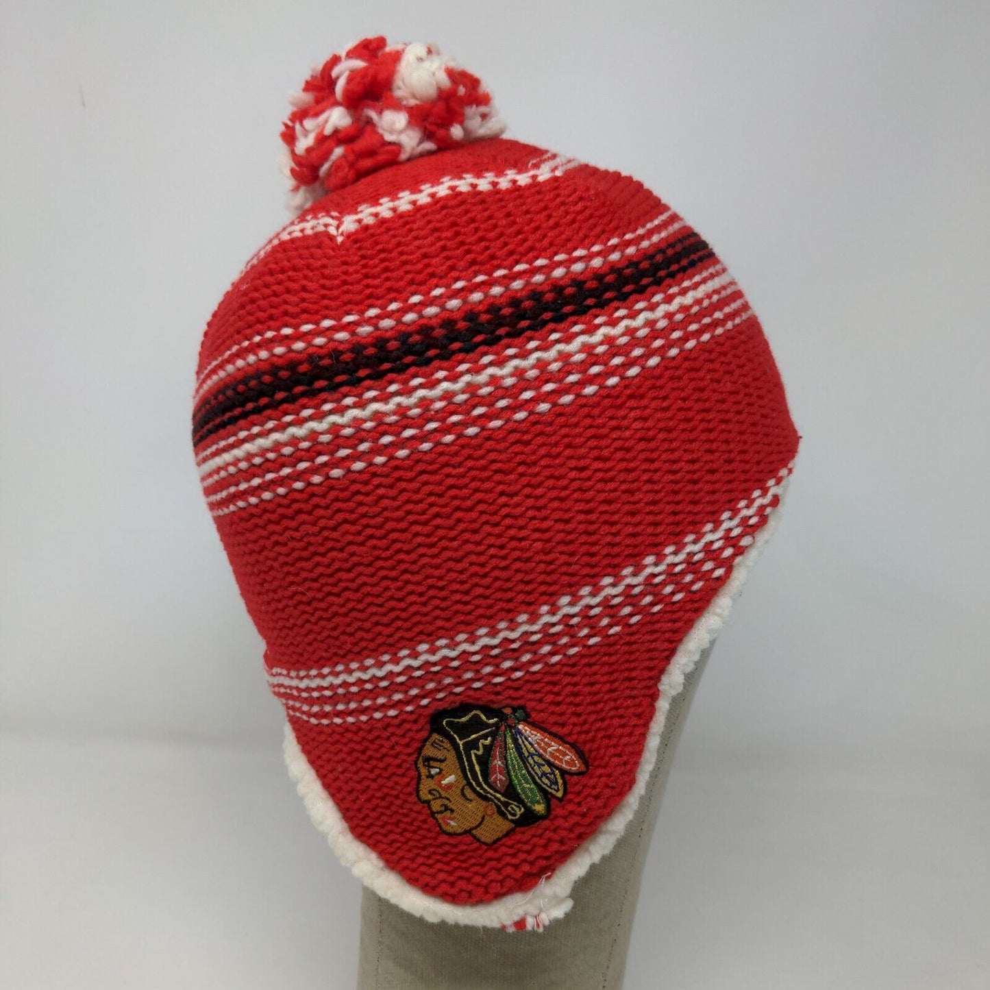 Reebok Face Off NHL Men's Beanie Hat Red OSFA Striped Chicago Blackhawks