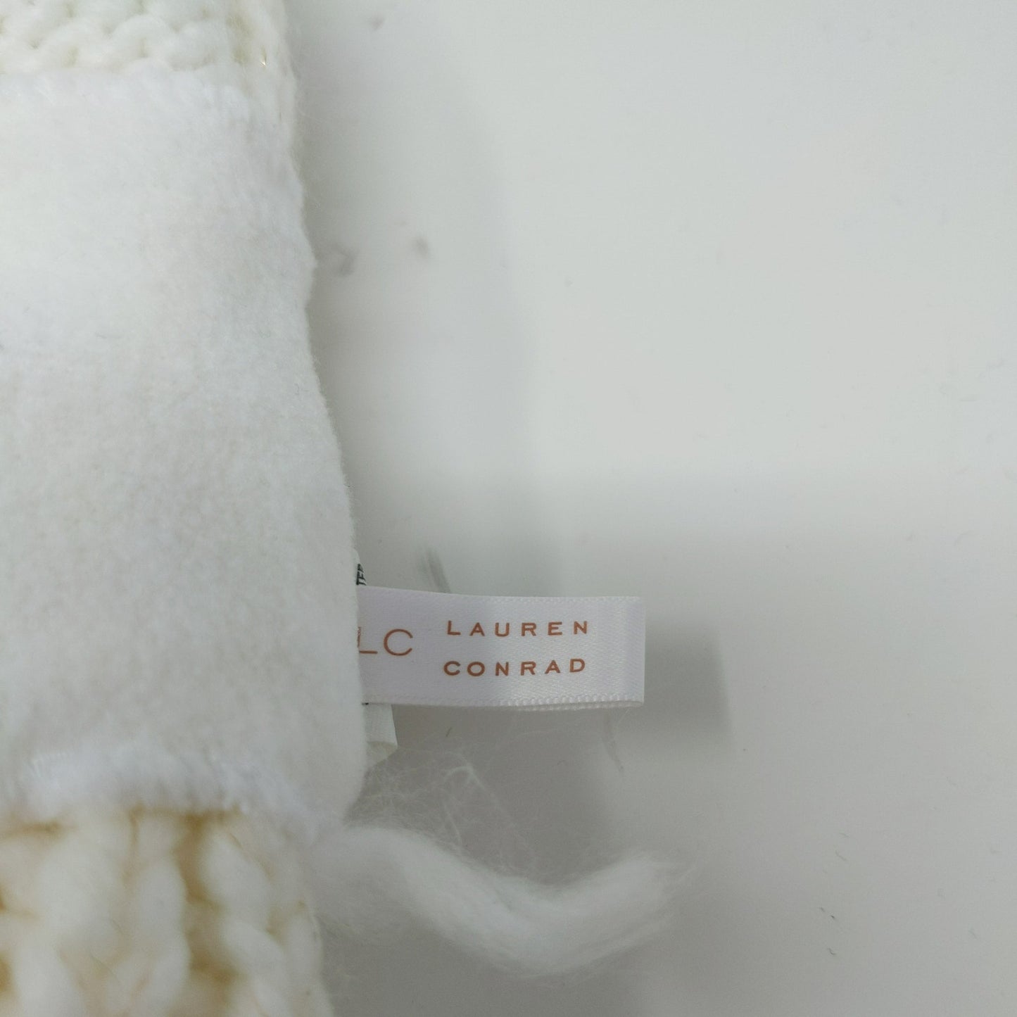 Lauren Conrad Knit Beanie Hat White Cream Faux Fur Pom Pom W/ Pin
