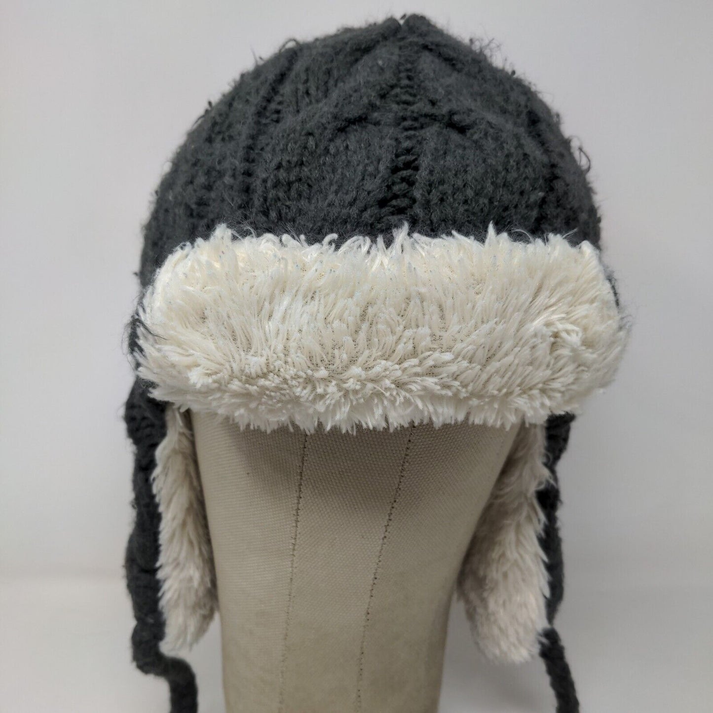 Unbranded Women's Knit Trapper Hat Gray Fleece Lined Acrylic Ear Flaps