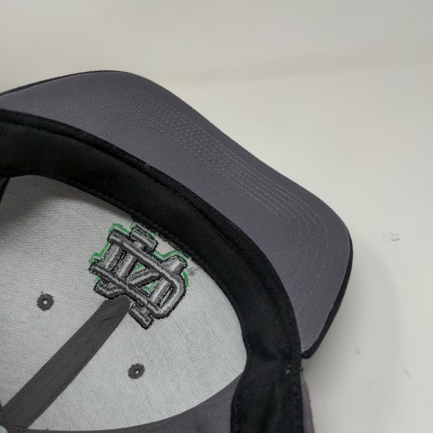 Notre Dame Fighting Irish Snapback Hat Gray Black OSFA Embroidered Logo Clover