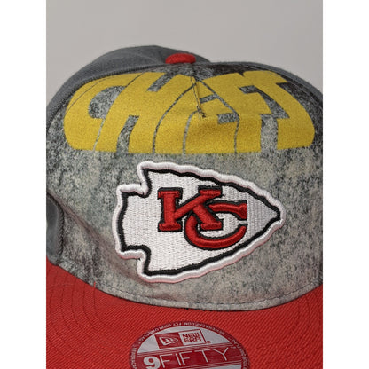 New Era 9Fifty Snapback Hat NFL Kansas City Chiefs Hat Red & Grey Embroidered