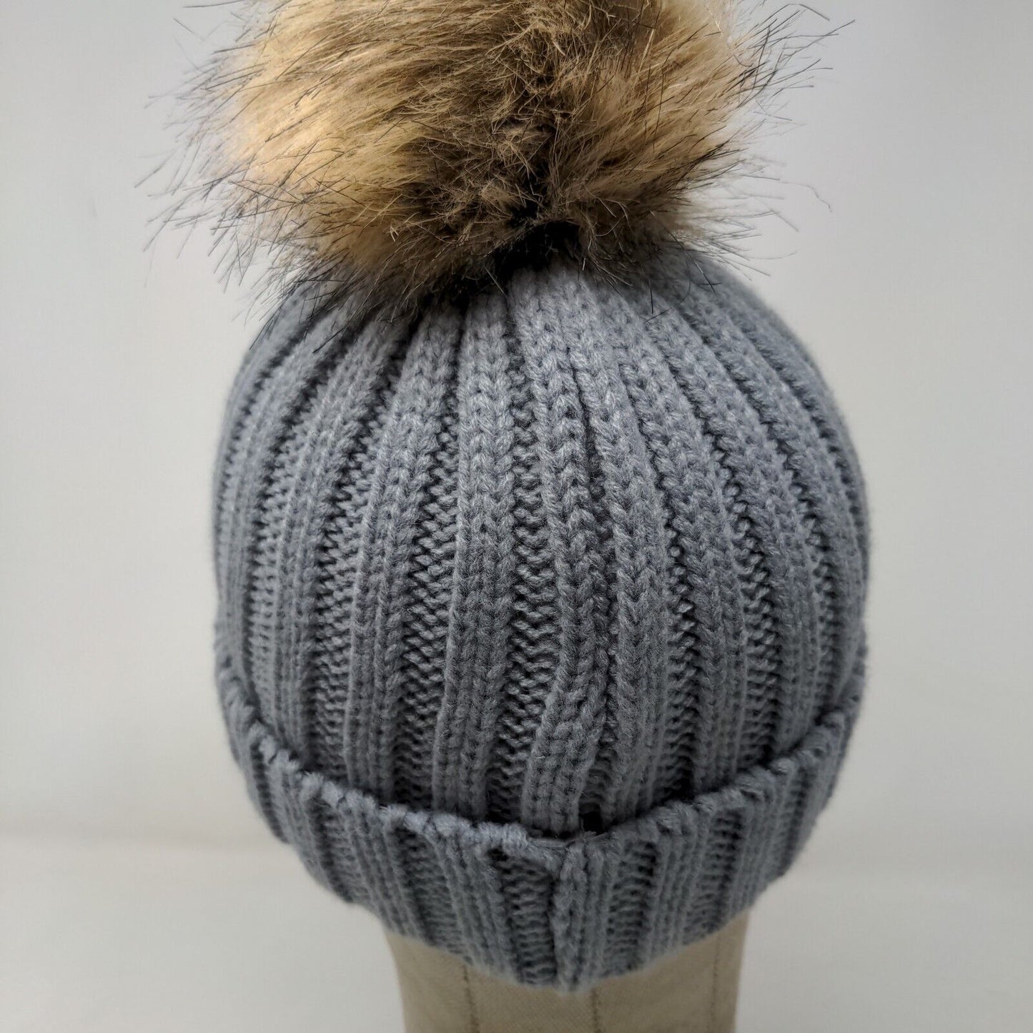 Graydi Men's Beanie Hat Cap Gray Knit 100% Acrylic Patch Logo
