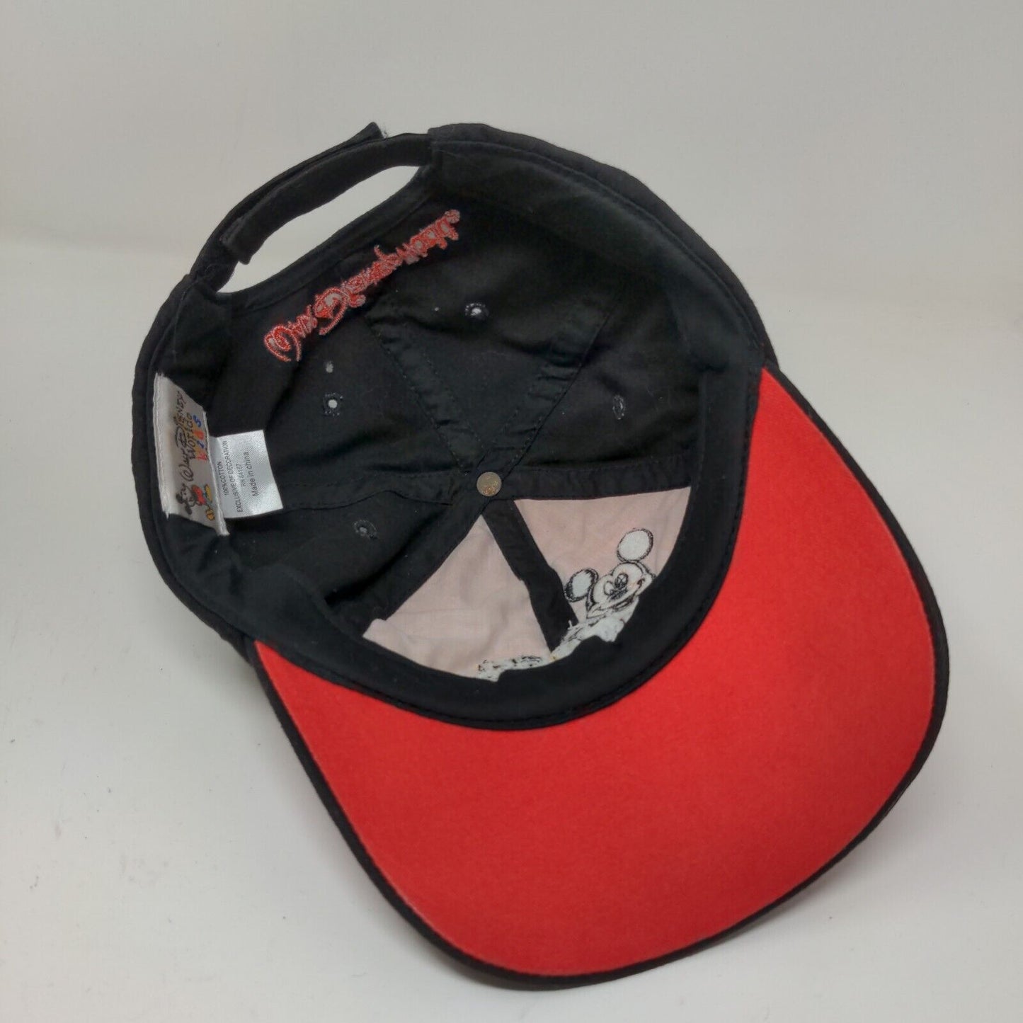 Walt Disney World Kids Strapback Hat Black Red Embroidered Mickey Mouse