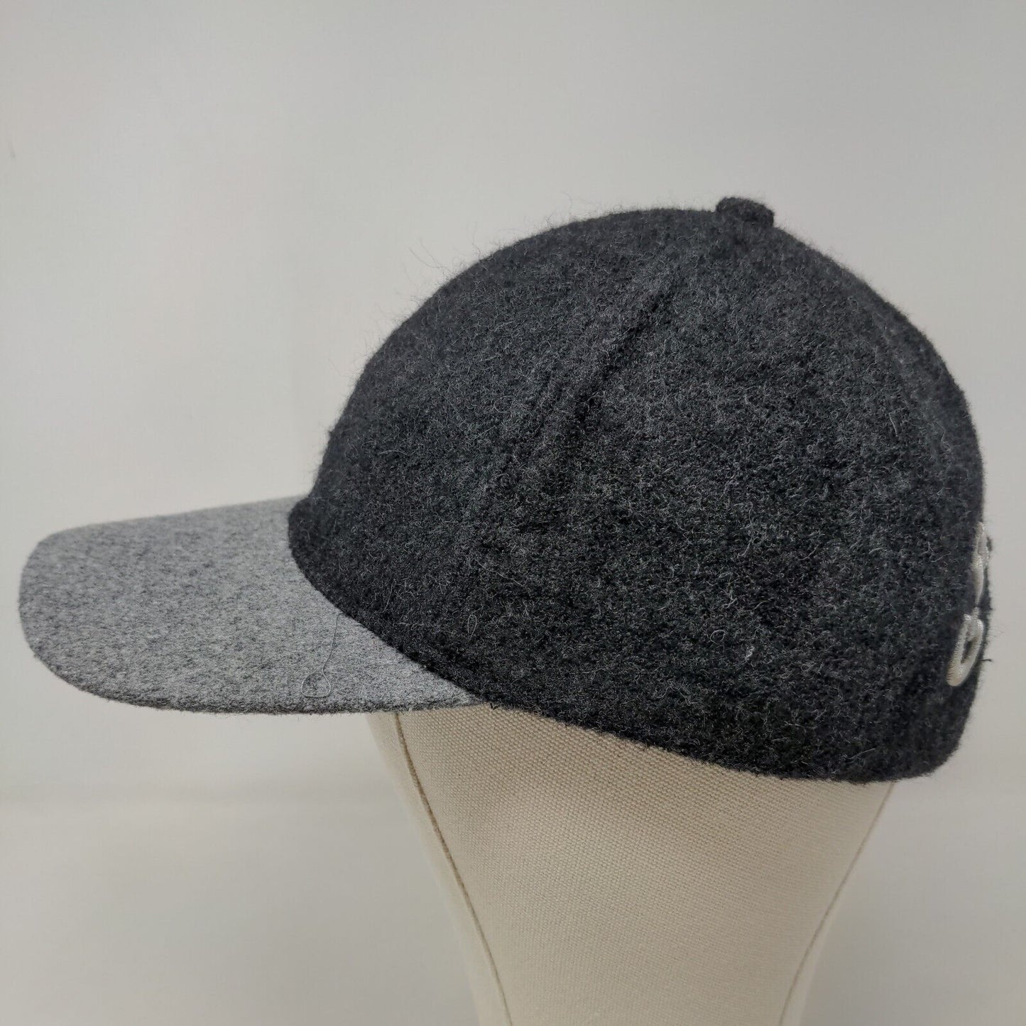 Zara Man Men's Stretchy Knit Hat Black Gray Size M 57CM Greatest Embroidered