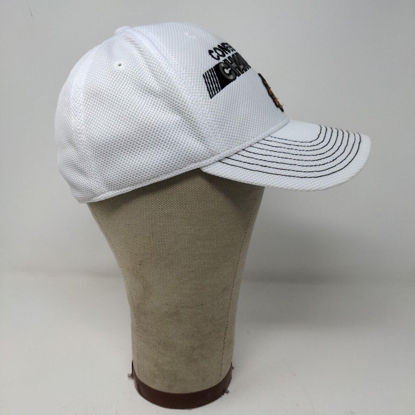 Reebok Center Ice Mens Hat Chicago Blackhawks 2013 Stanley Cup White OSFA