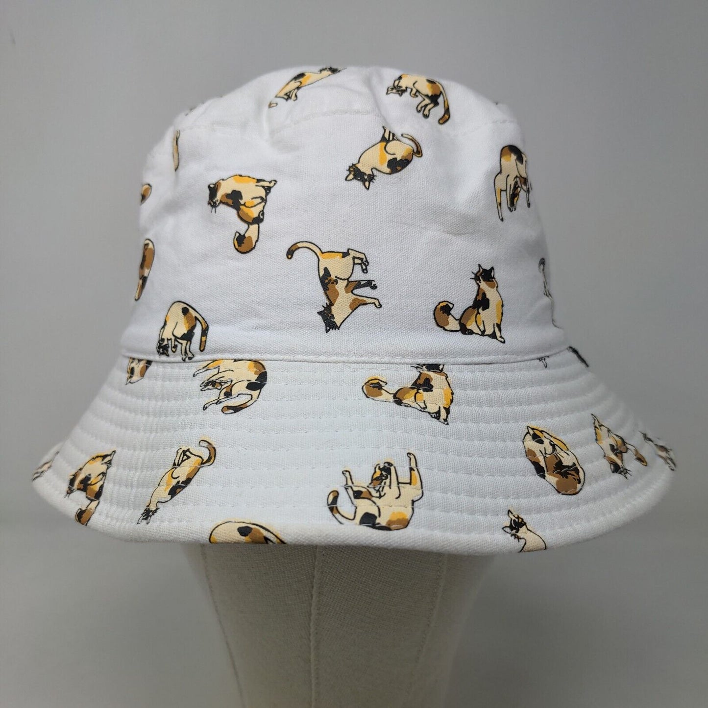 Mino Women's Bucket Hat White All Over Print Cat Graphic Reversible