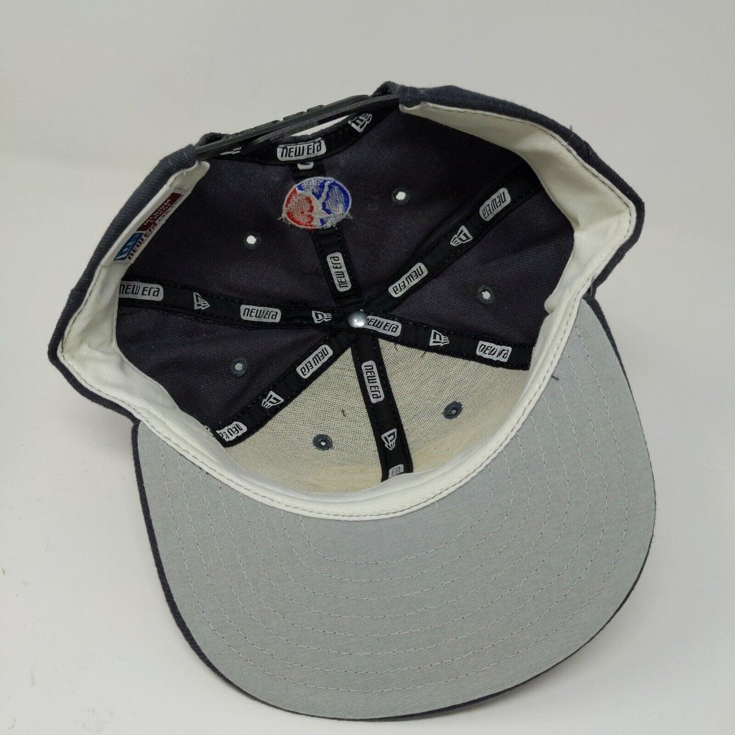 New Era Gray 2002 Little League Central Regional Baseball Hat Cap SZ M / L USA