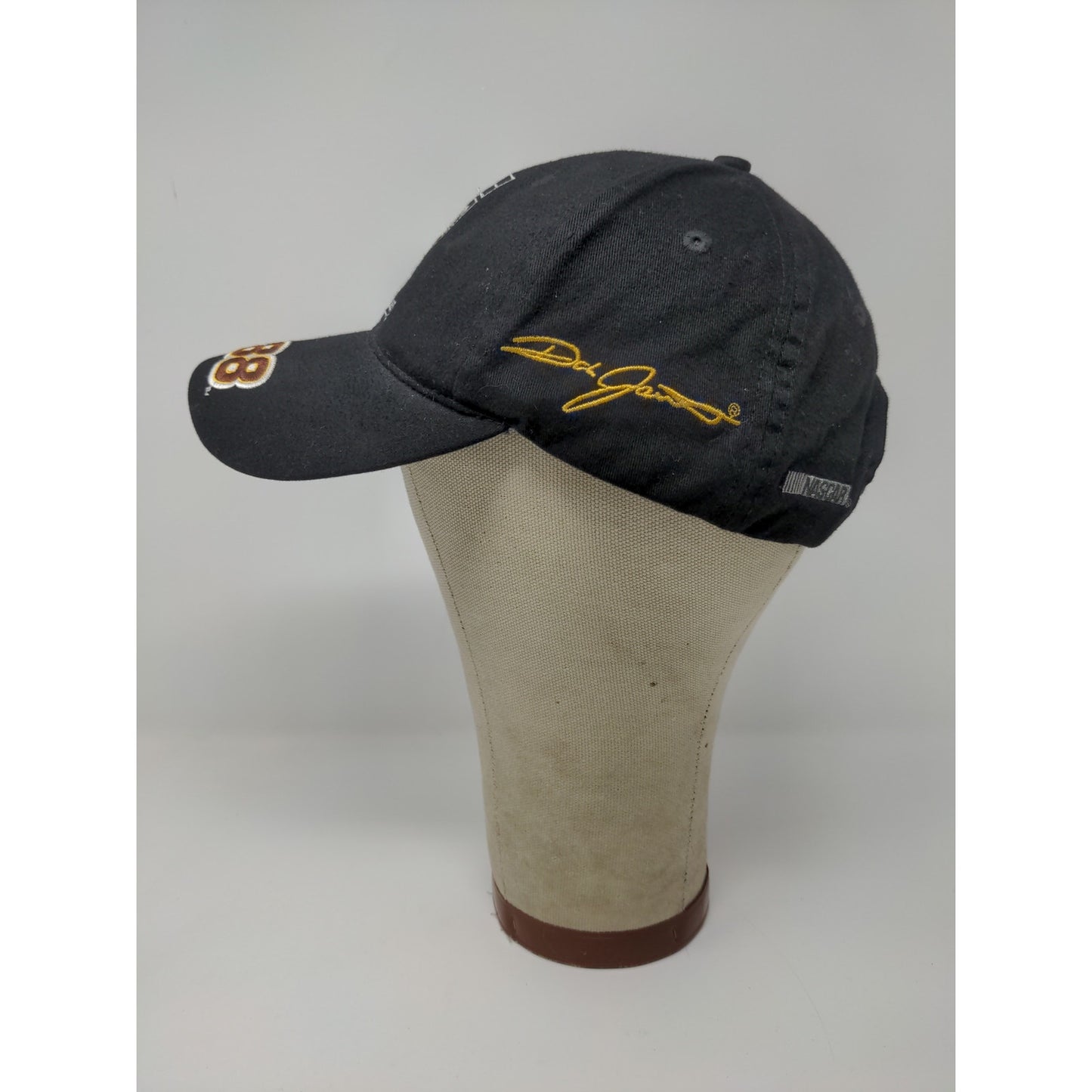 NASCAR UPS Racing Dale Jarret #88 Snapback Hat Embroidered Logo Black