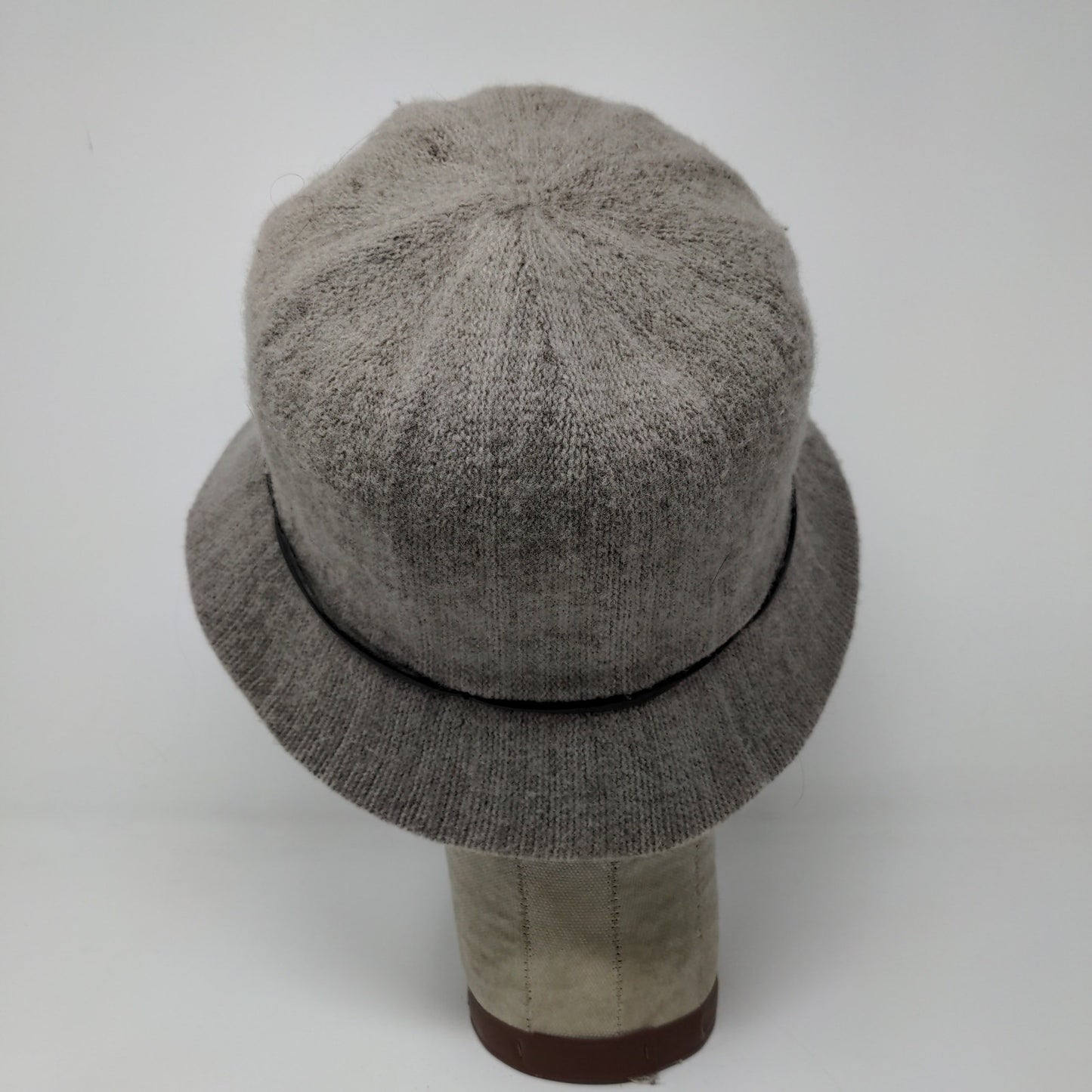 Liz Claiborne Womens Wool Olefin Bucket Hat W/ Flower Gray Black